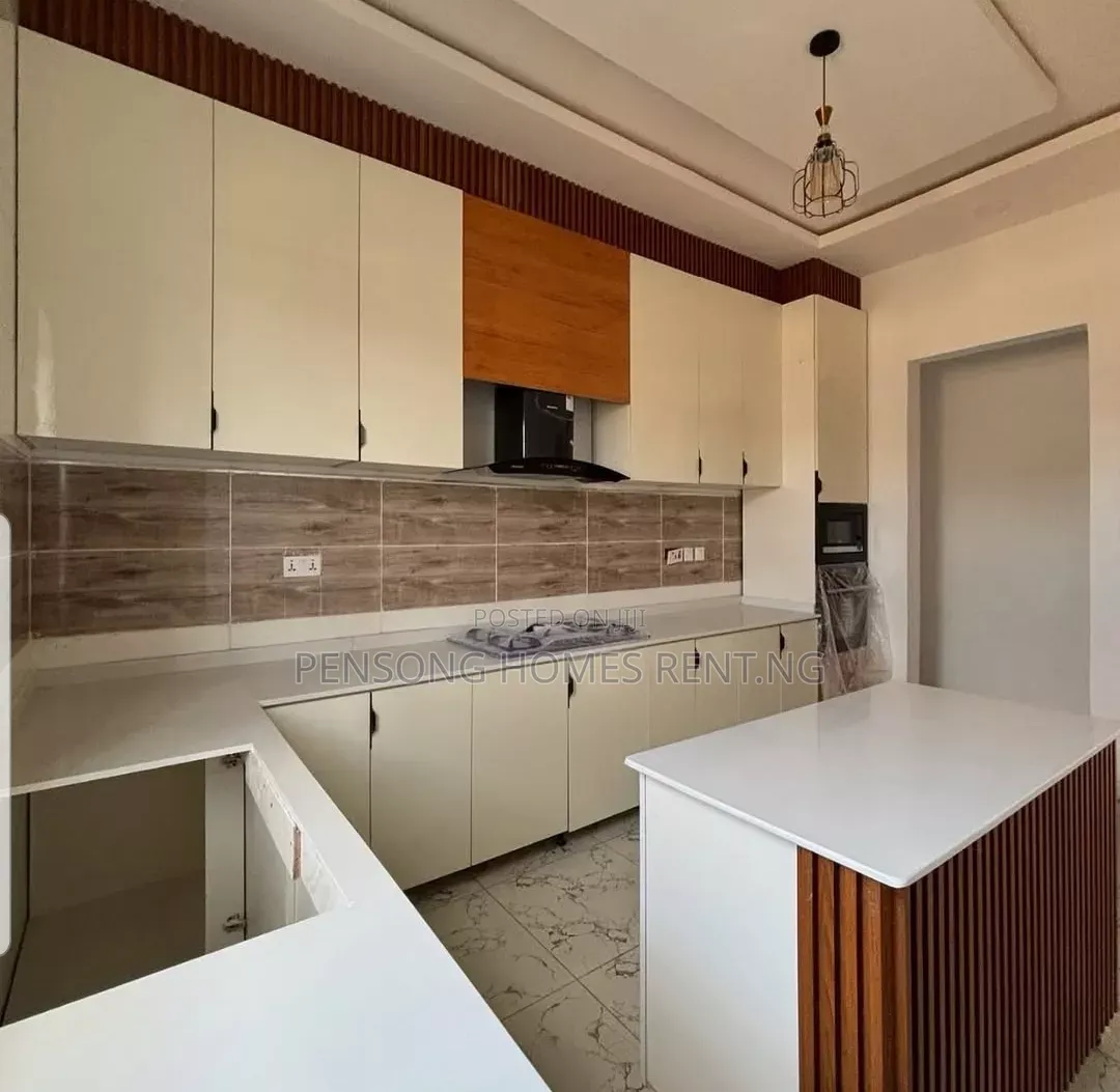 4bdrm Duplex in Harris Drive, Lekki Expressway for rent
