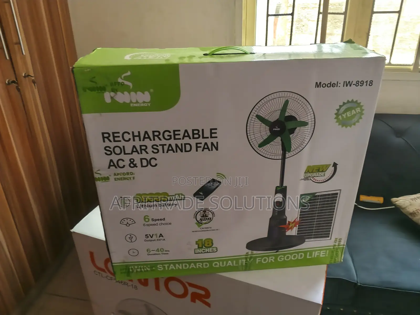 Iwin Rechargeable Standing Fan 18” – Long Lasting Battery