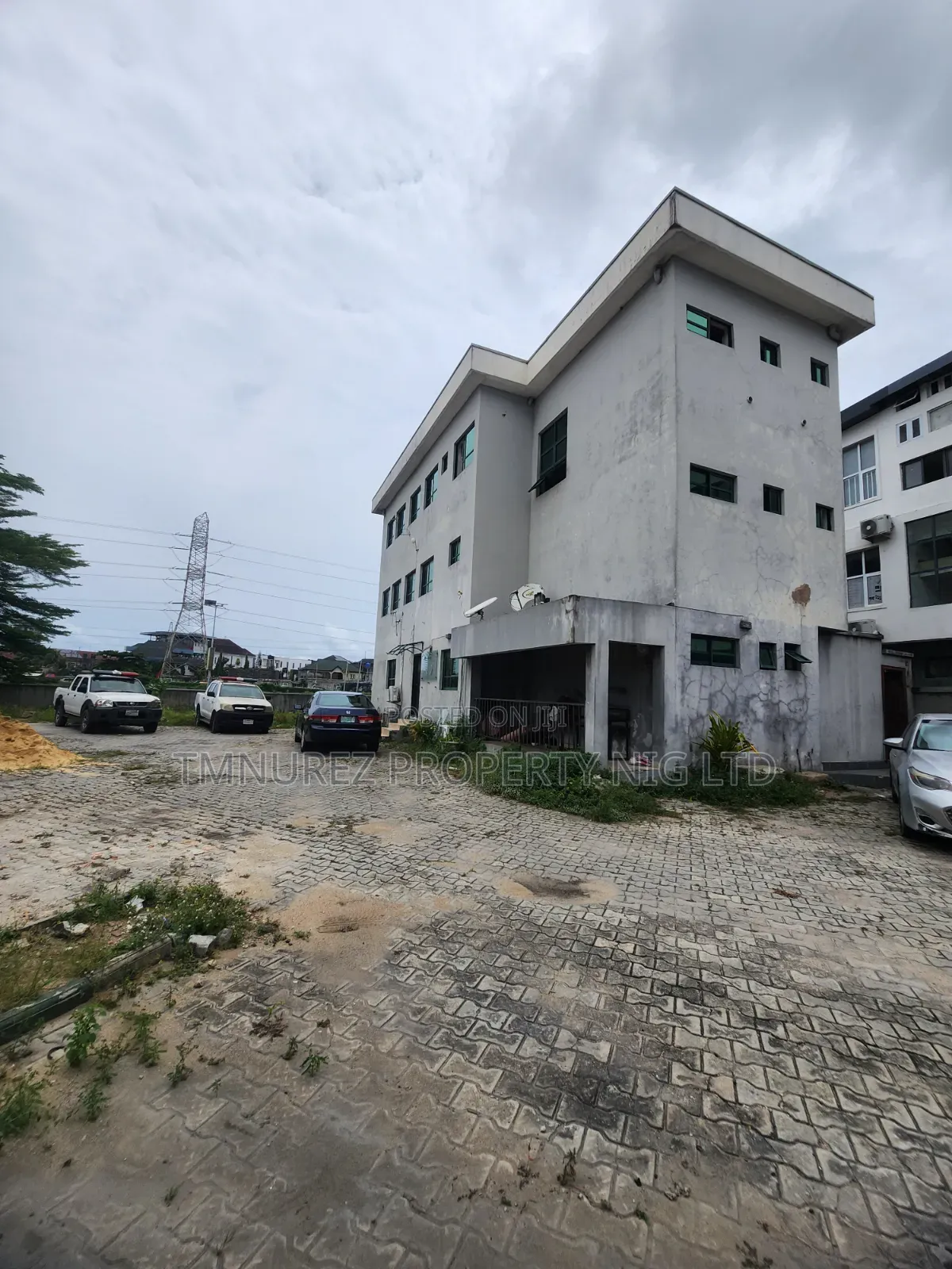Land and Office Space for Sale Lekki Phase1