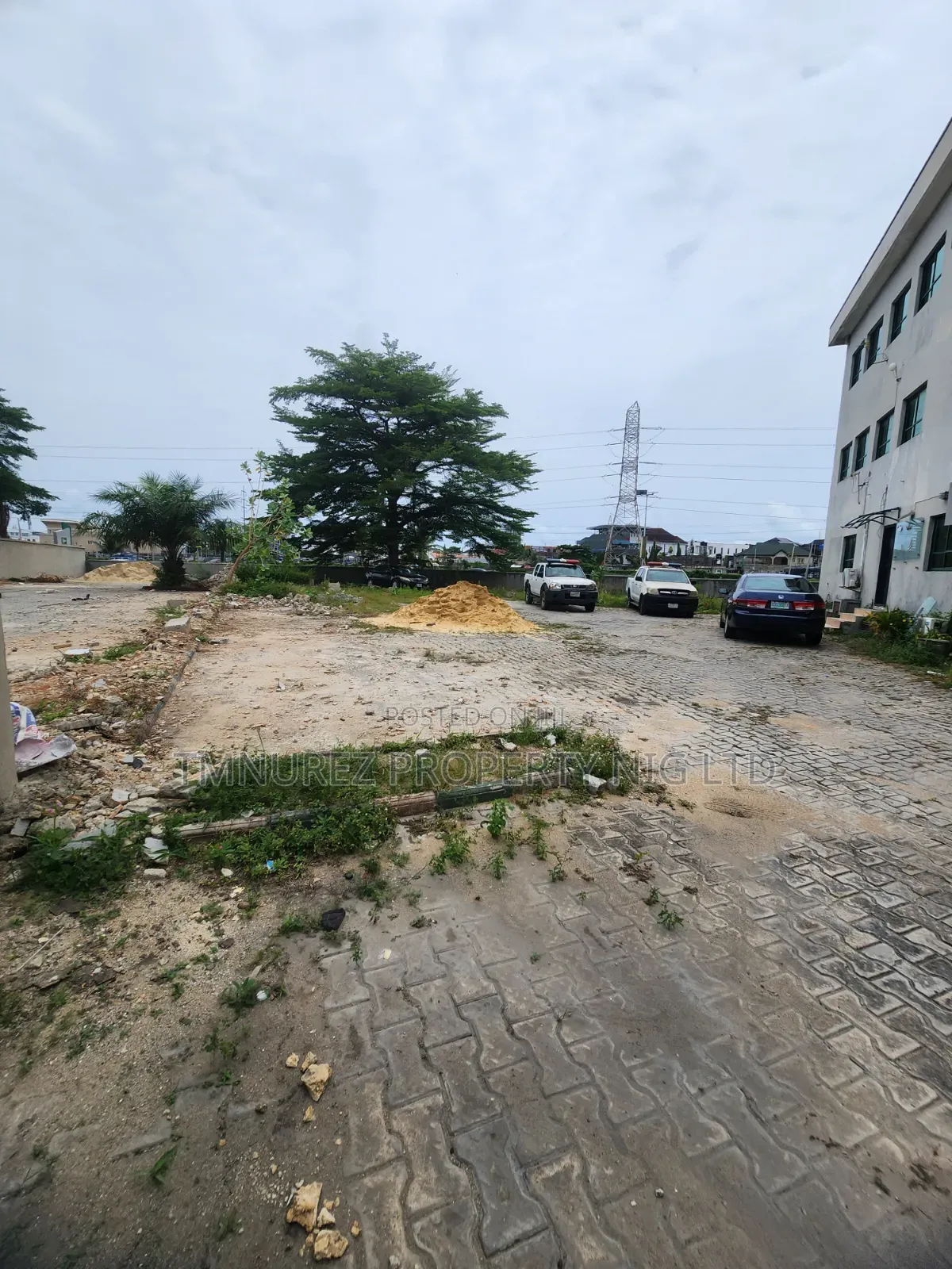 Land and Office Space for Sale Lekki Phase1