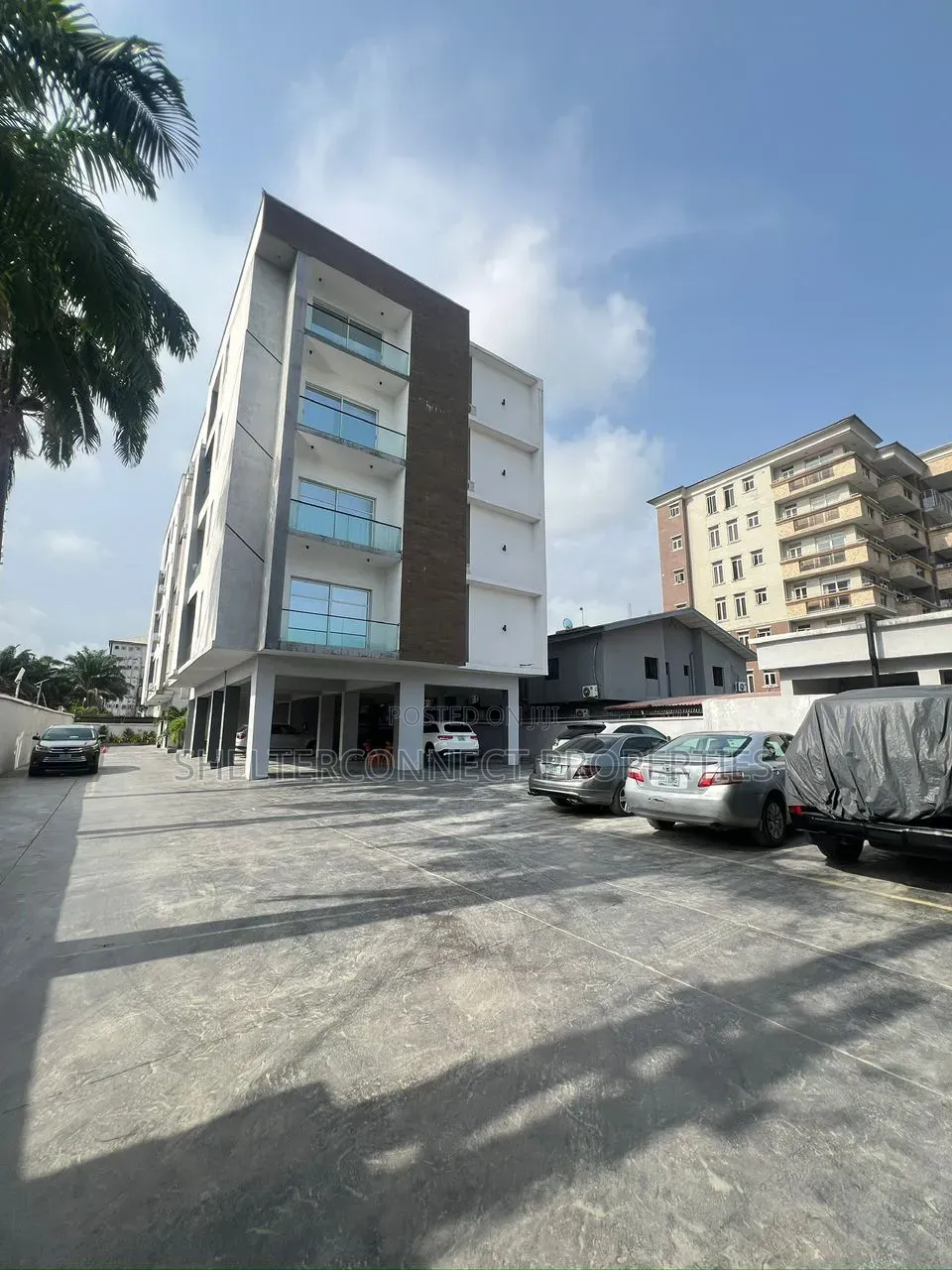 3bdrm Apartment in Victoria Island Extension for sale