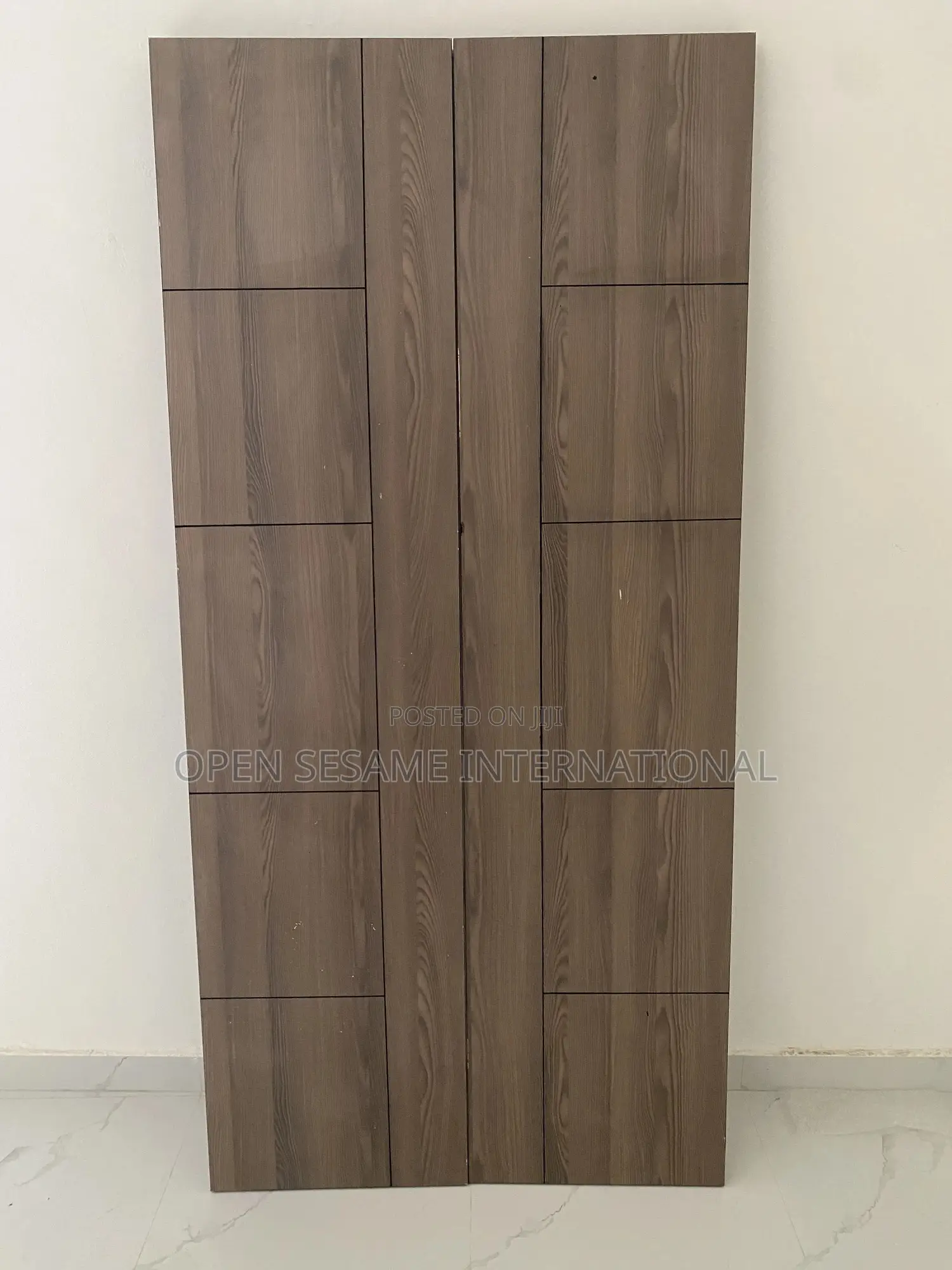 Foldable Barn Door