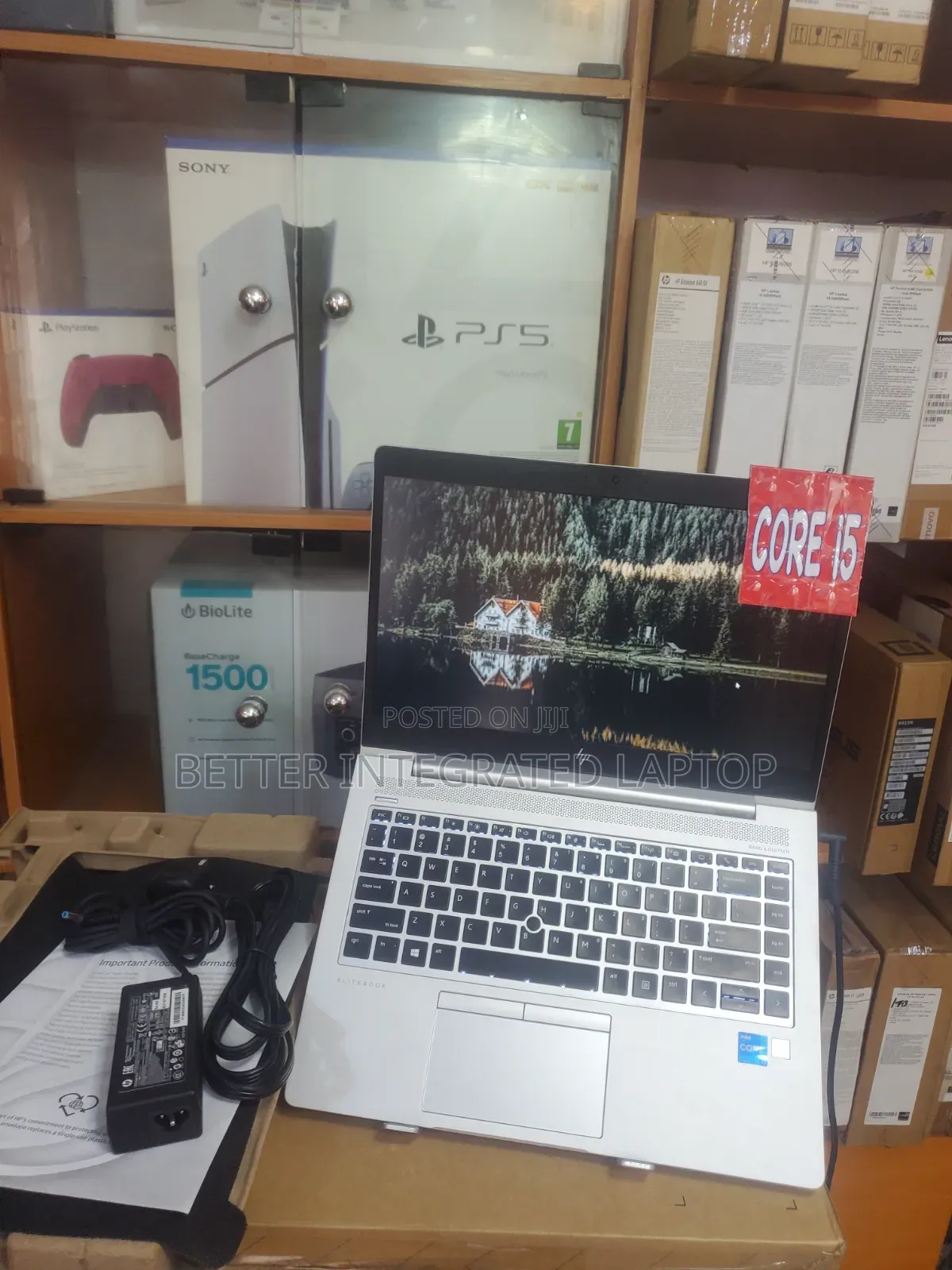 New Laptop HP EliteBook 820 G3 8GB Intel Core i5 SSD 256GB