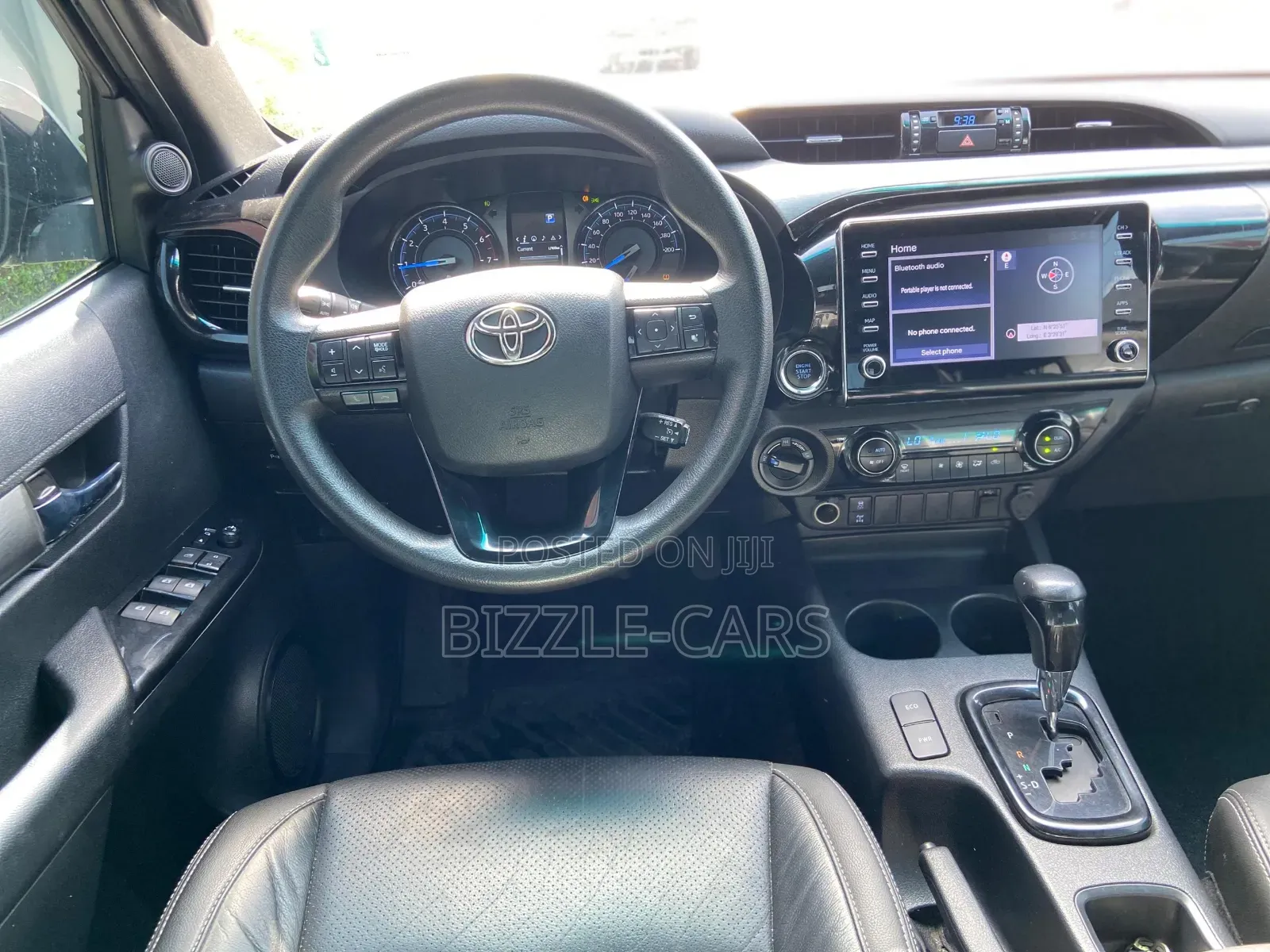 Toyota Hilux 2022 Black