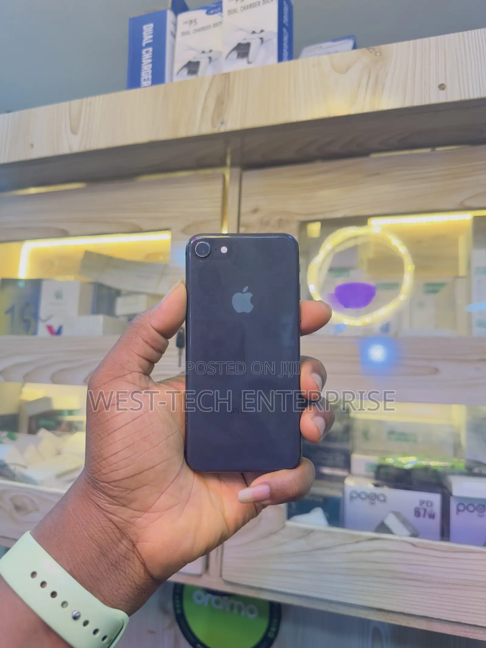 Apple iPhone 8 64 GB Black