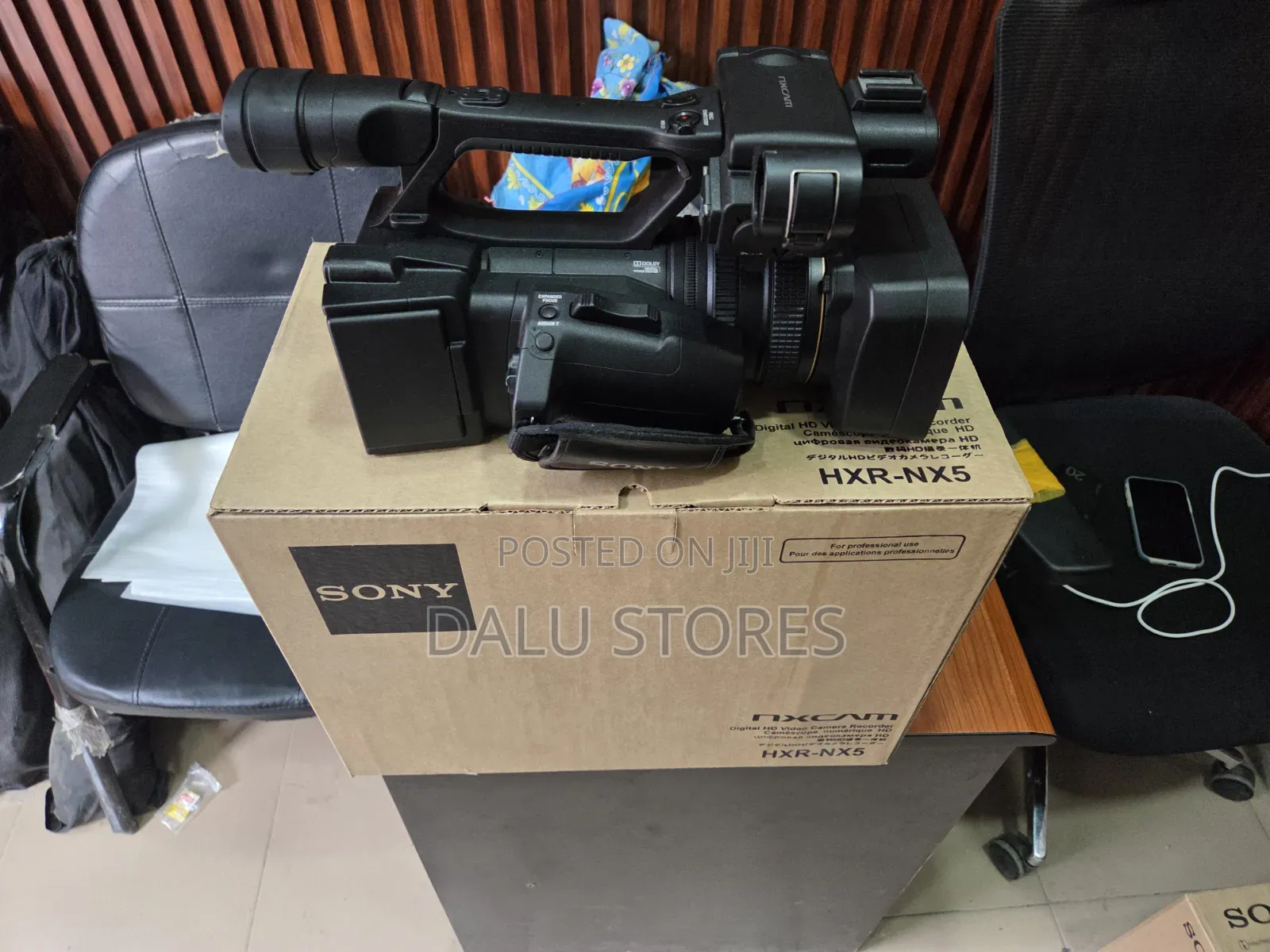 Sony HXR-Nx5c Professional Video Camera