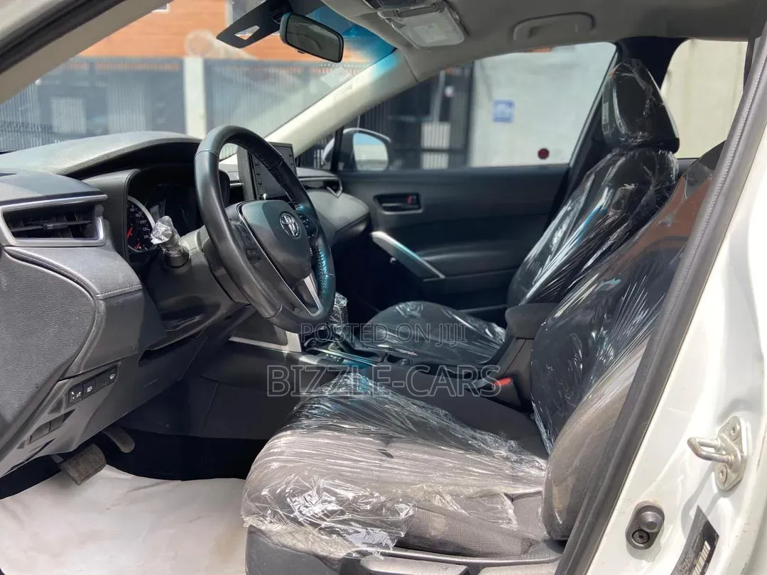 Toyota Corolla Cross 2022 White