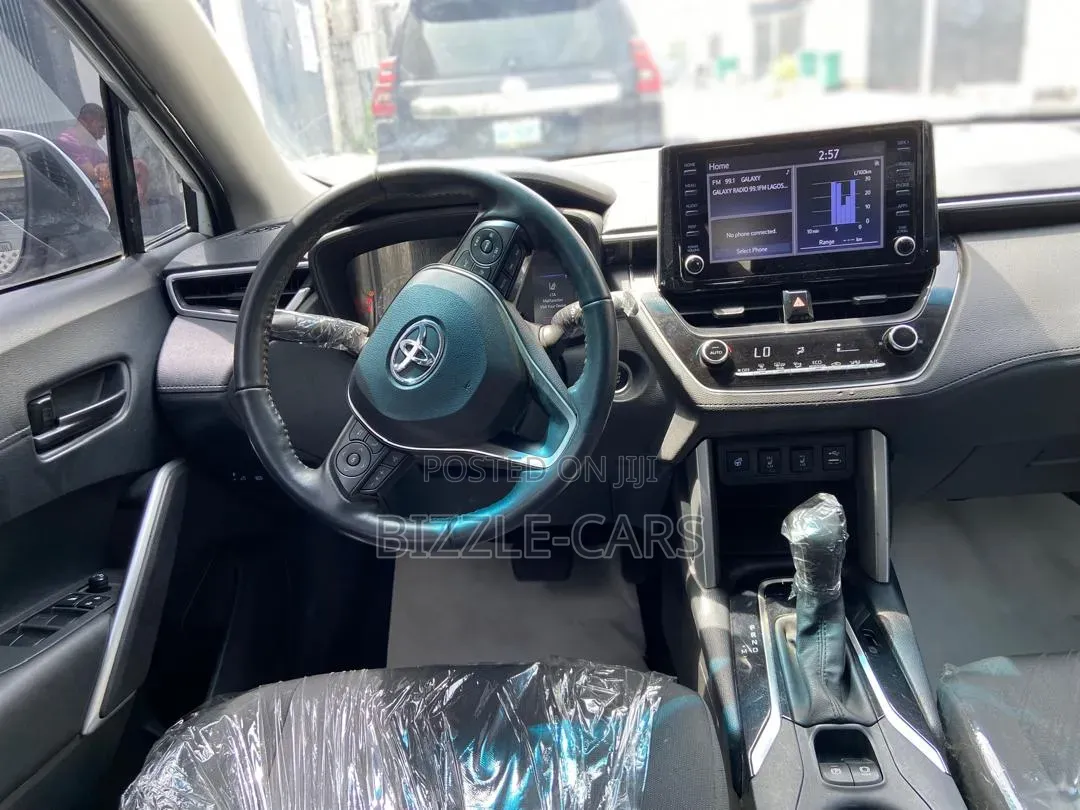 Toyota Corolla Cross 2022 White