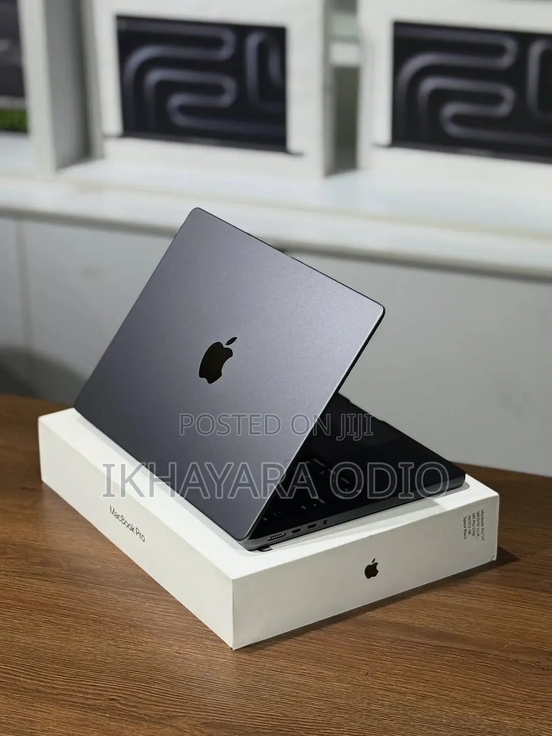 Laptop Apple MacBook Pro 2024 M4 Pro 14-inch 24GB Apple M4 Pro 512GB