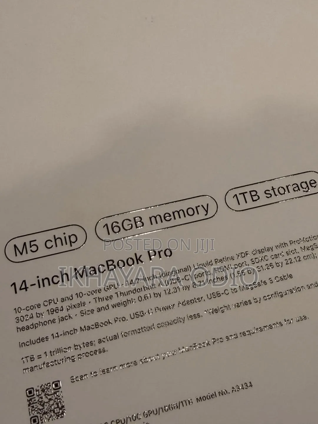 New Laptop Apple MacBook Pro 2025 M5 14-inch 16GB Apple M5 Pro SSD 1T