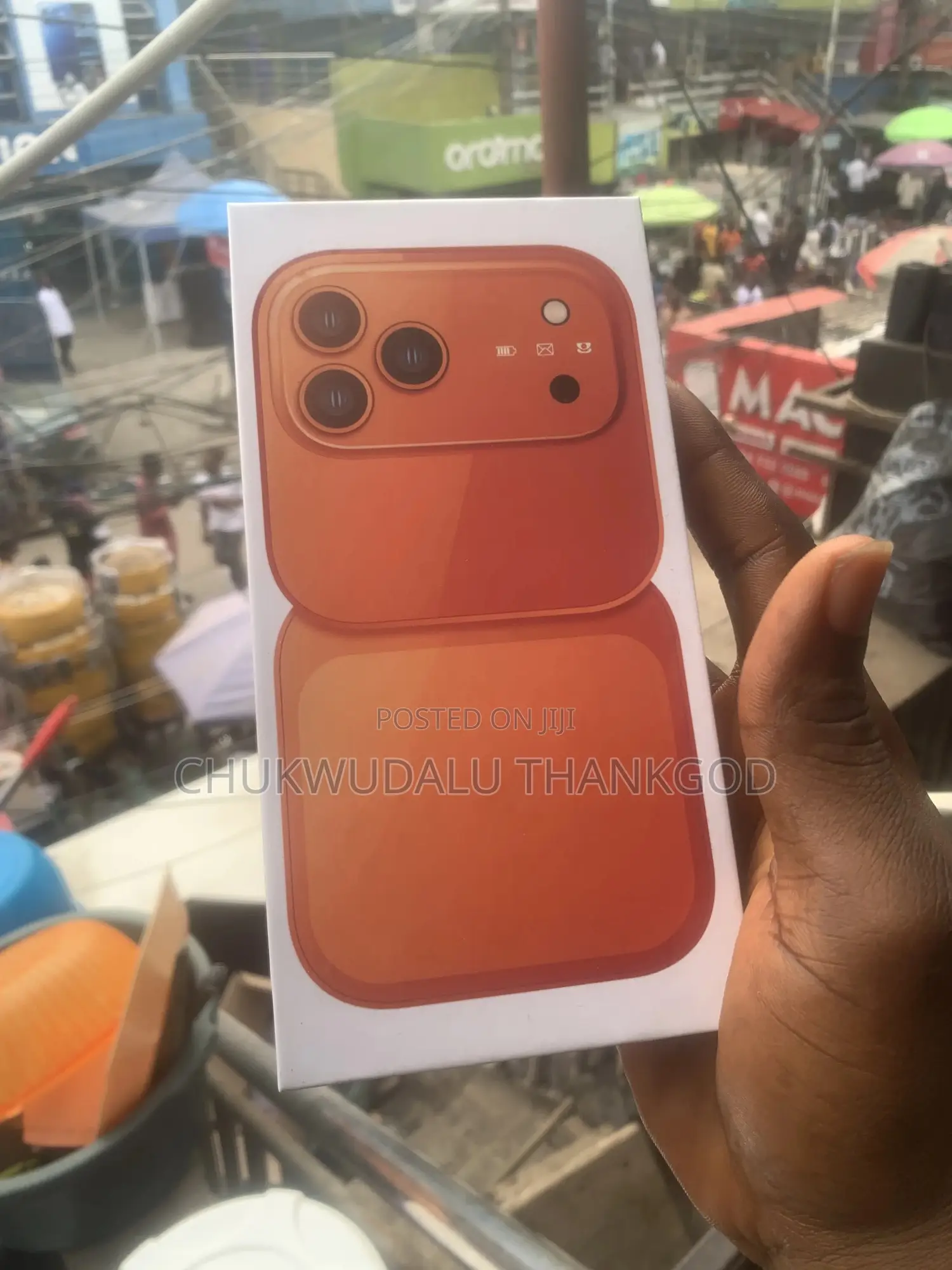 New Mobile Phone 8 GB Gold