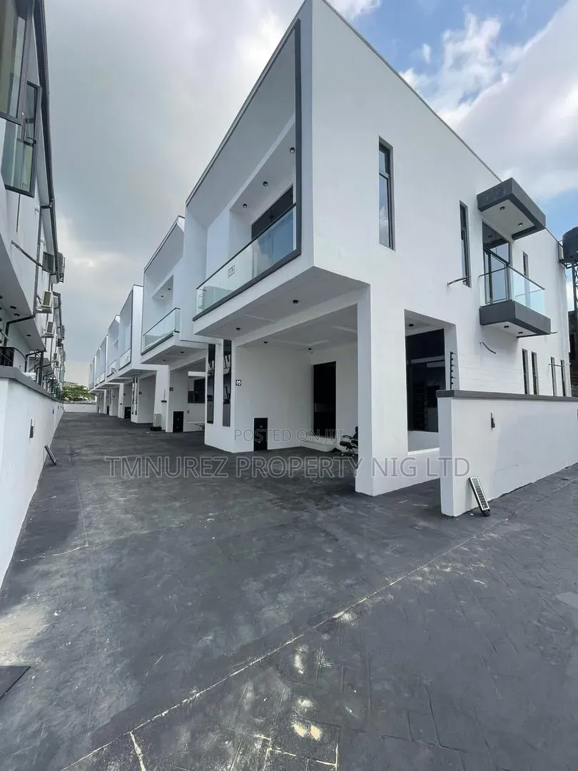 4bdrm Duplex in Ikate for rent
