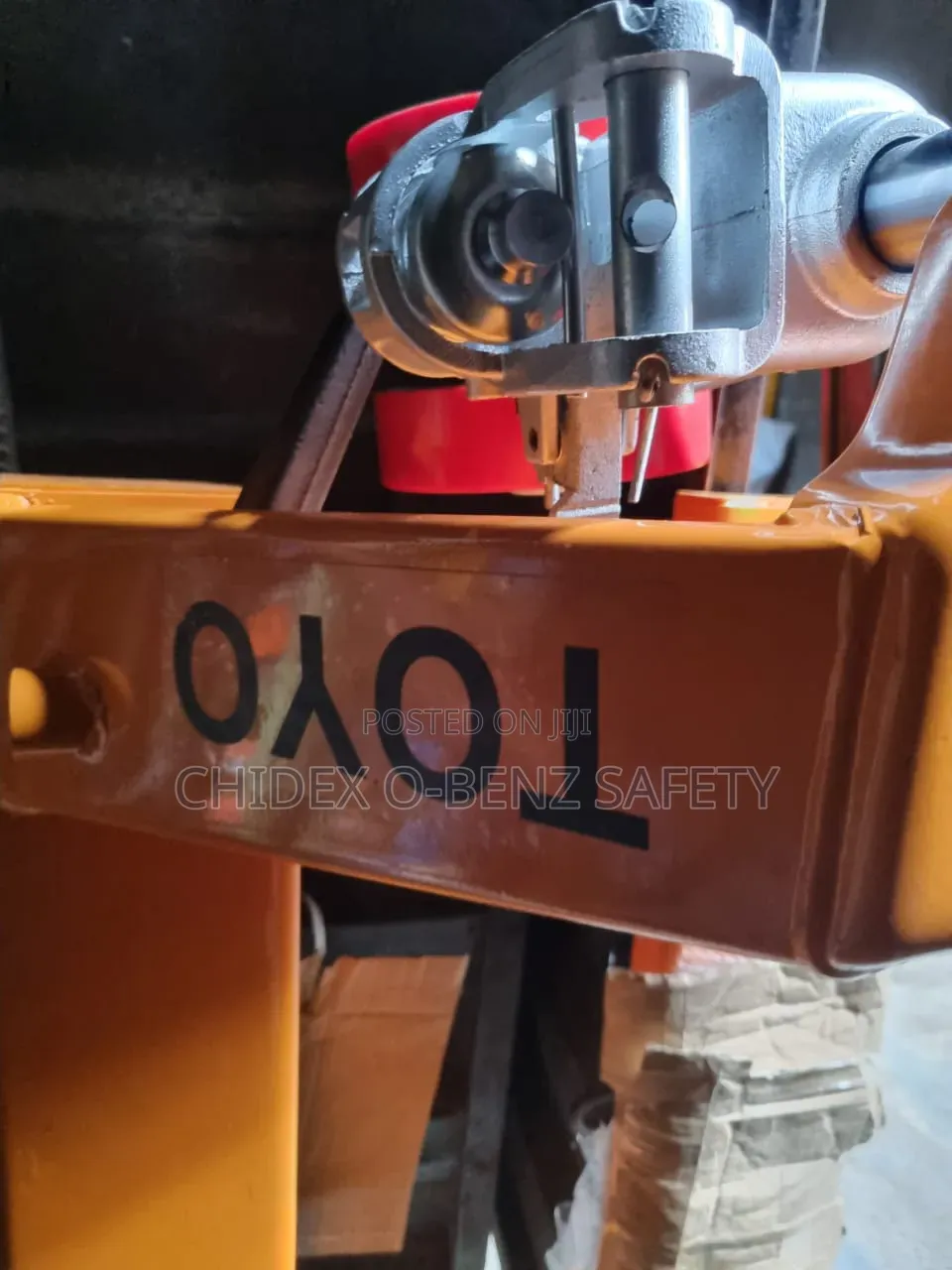 3tons Toyo Hydrolic Pallet Truck