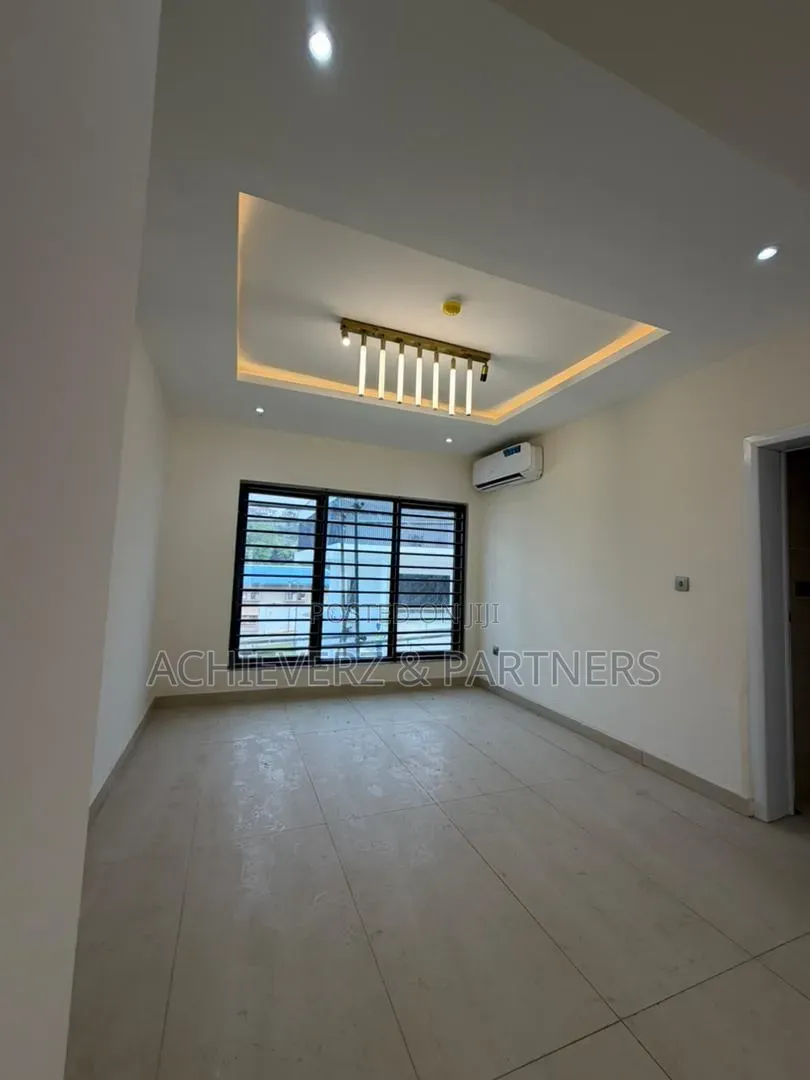 5bdrm Duplex in Maitama for rent