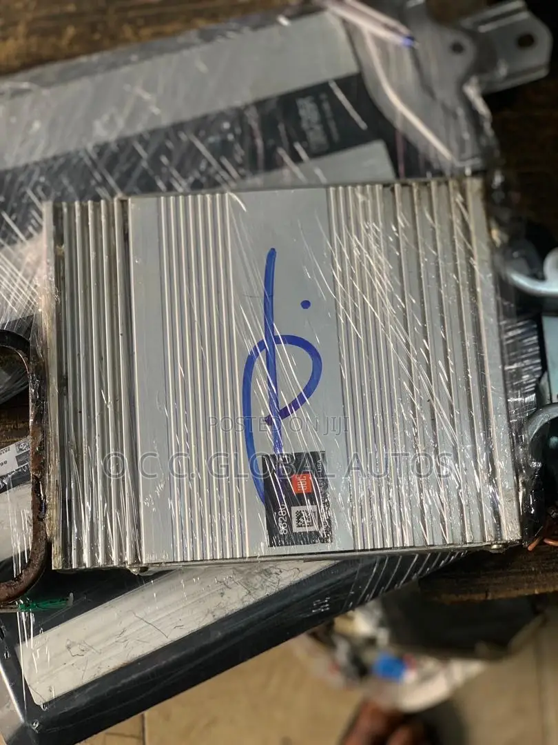 JBL Amplifier for Toyota Camry 07 to 2010.