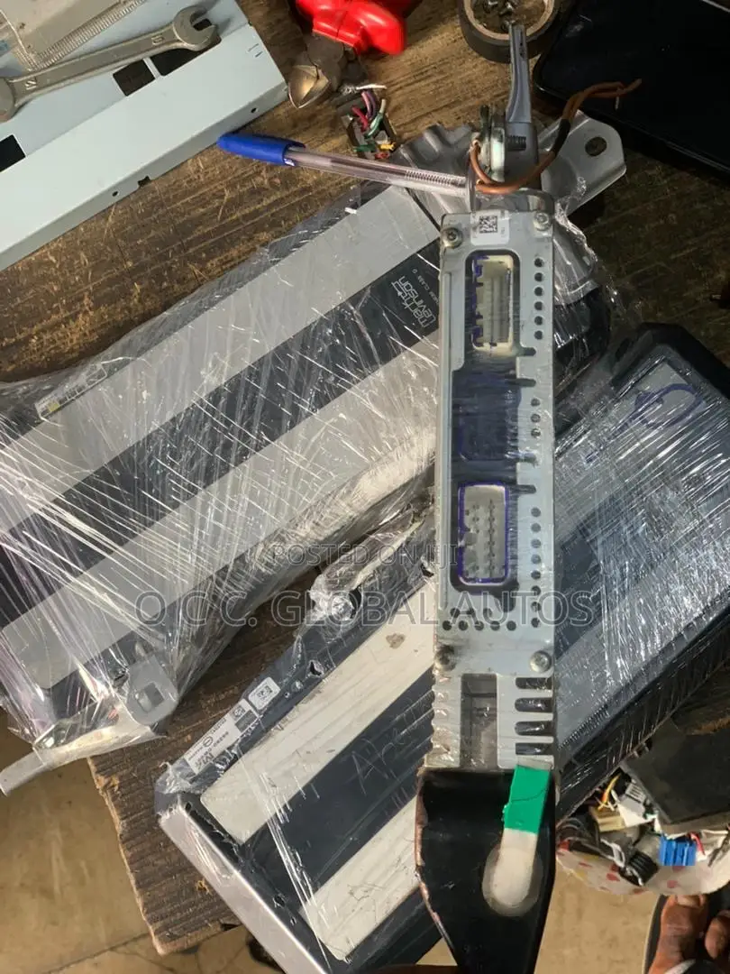 JBL Amplifier for Toyota Camry 07 to 2010.