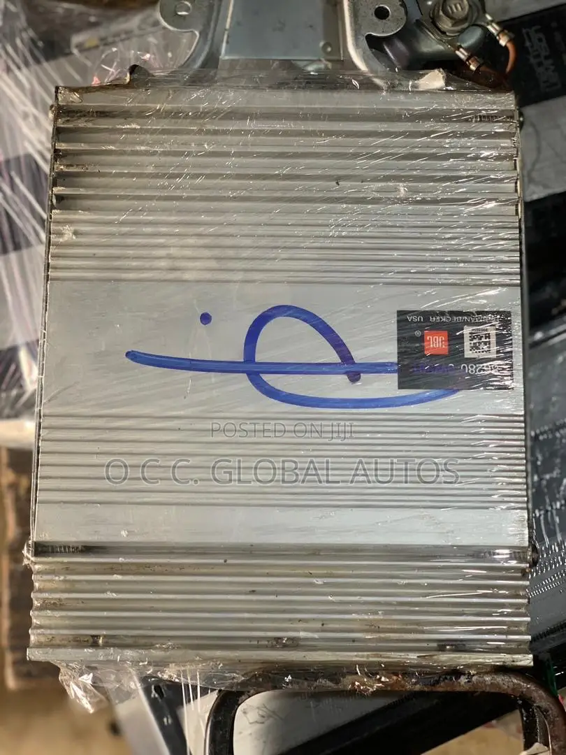 JBL Amplifier for Toyota Camry 07 to 2010.