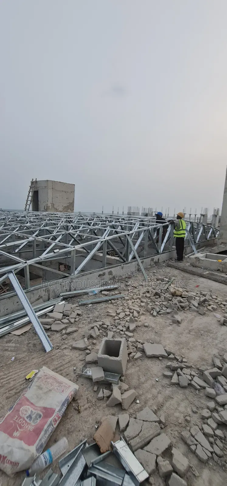 Galvanized Roof Trusses Fabricator / LGS