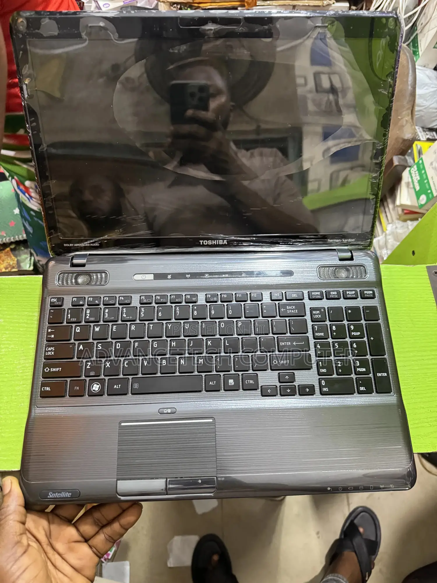 Laptop Toshiba Satellite P750 8GB Intel Core i7 HDD 500GB