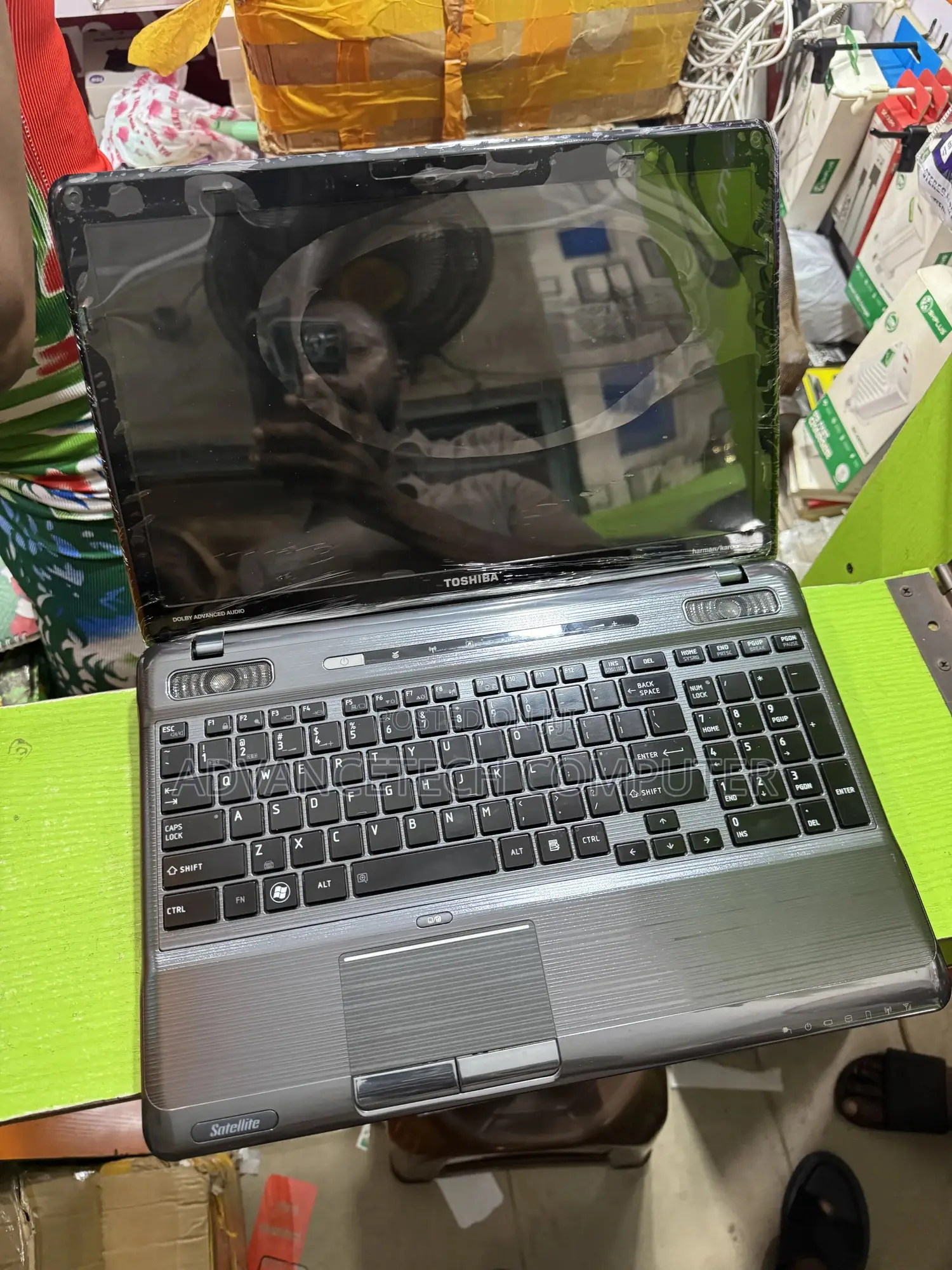 Laptop Toshiba Satellite P750 8GB Intel Core i7 HDD 500GB