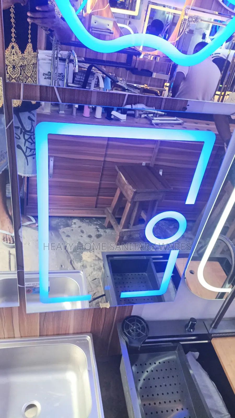 80 Mirror With Light 80*60