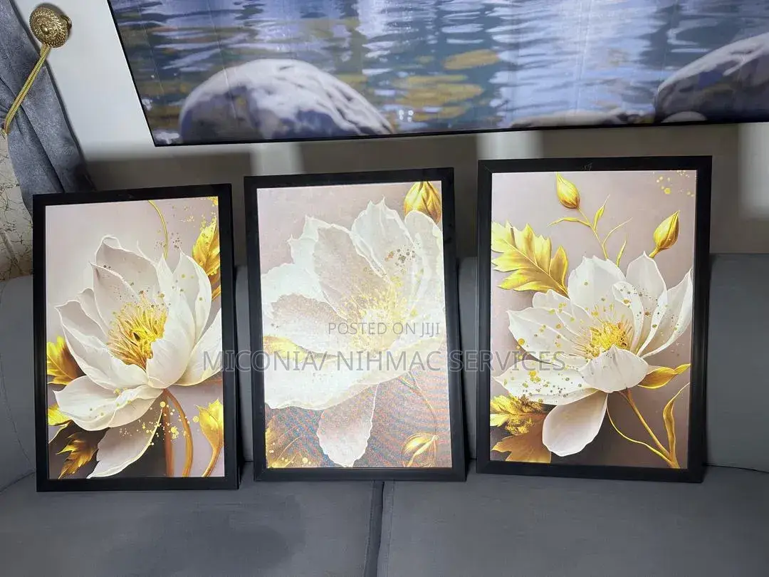 3 -in -1 Golden Leaves, Wall Frame - Luxury Modern Wall Art (Framed)