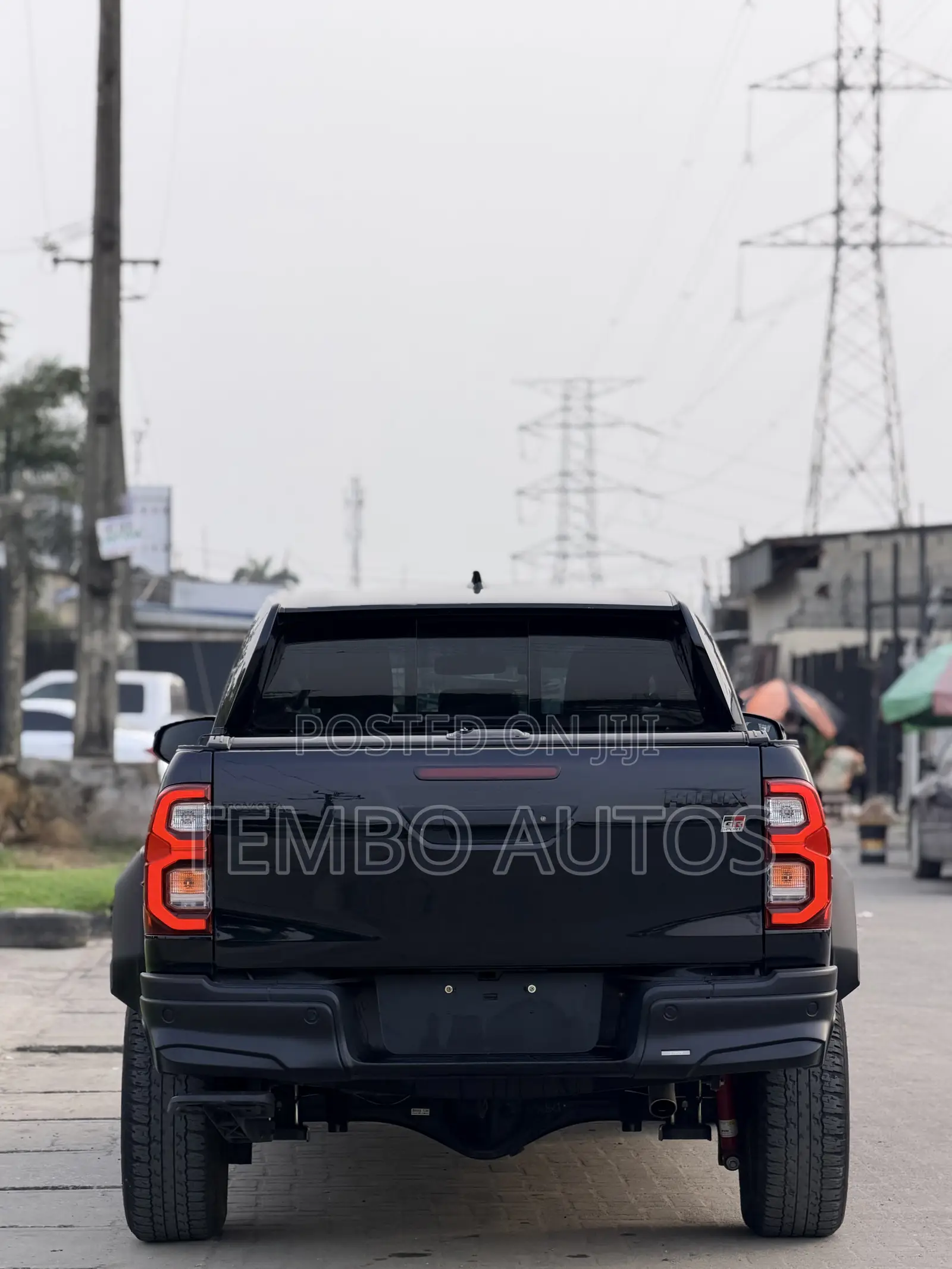 Toyota Hilux 2024 Black