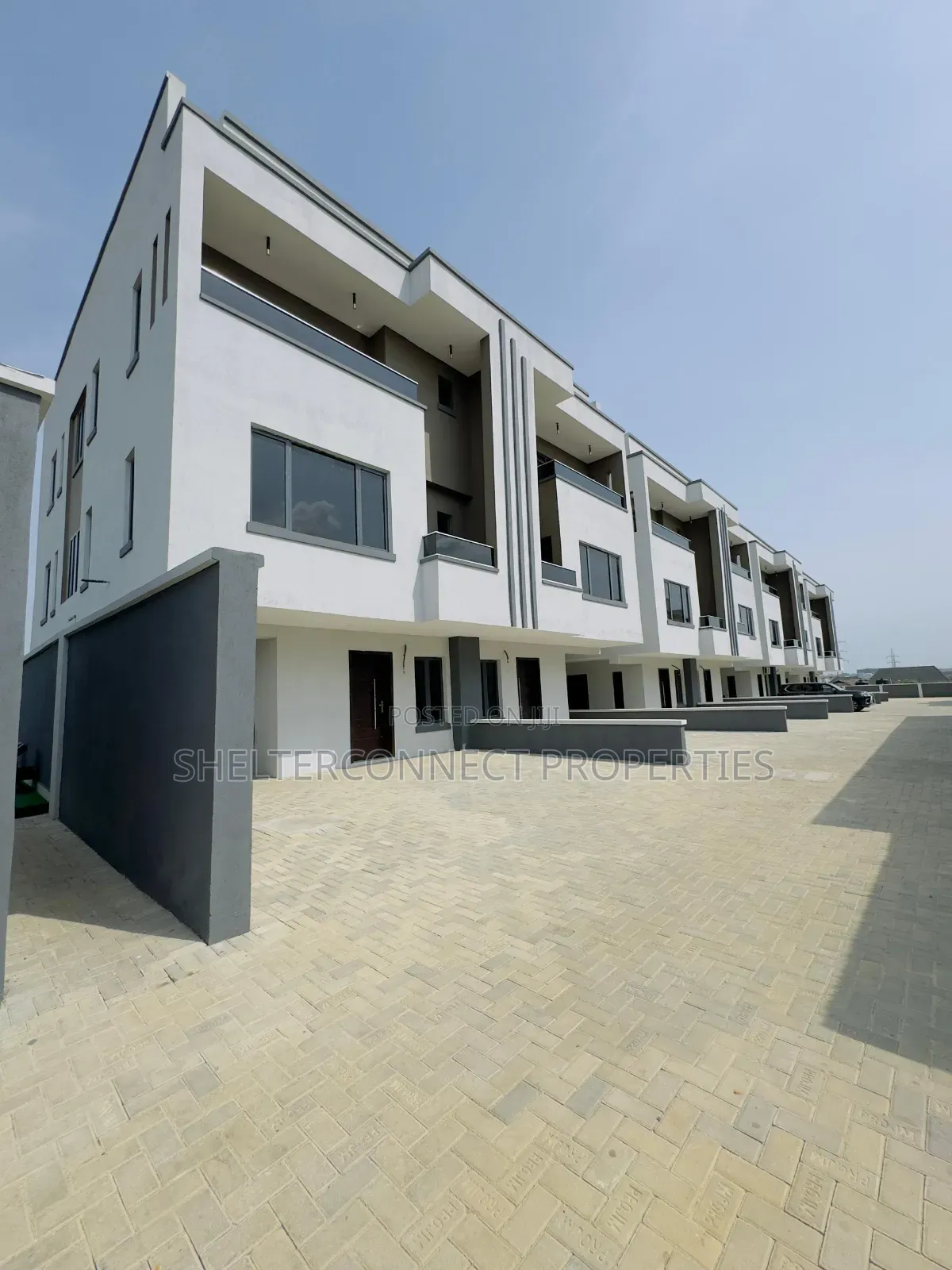 4bdrm Duplex in Ogudu GRA for sale