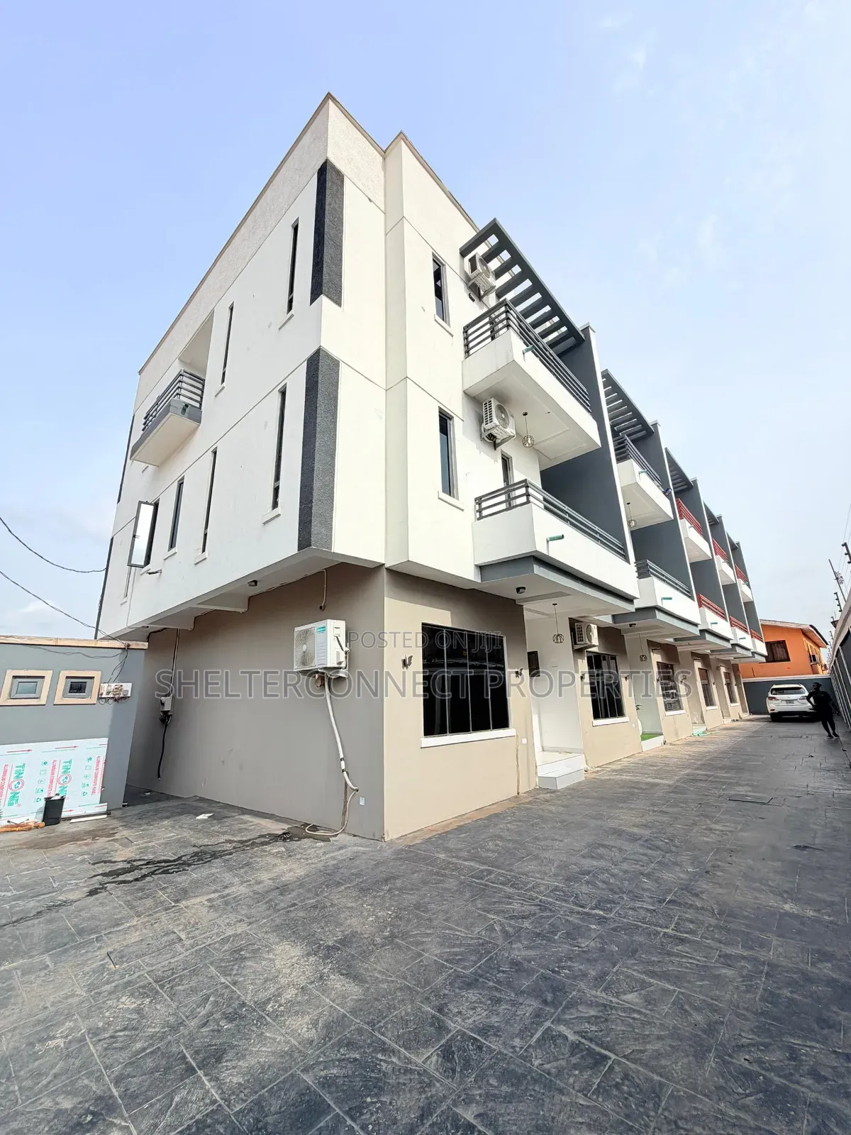 4bdrm Duplex in GRA Phase 1 for sale