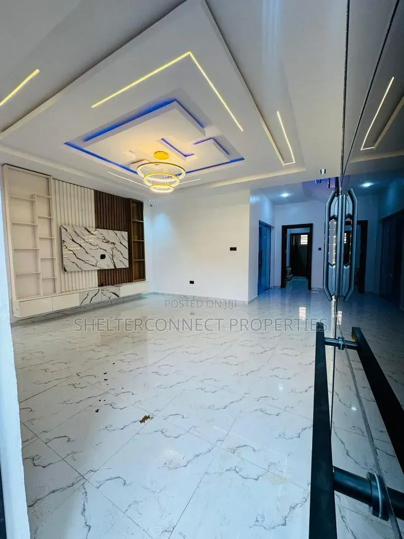 4bdrm Duplex in Ogba GRA for sale