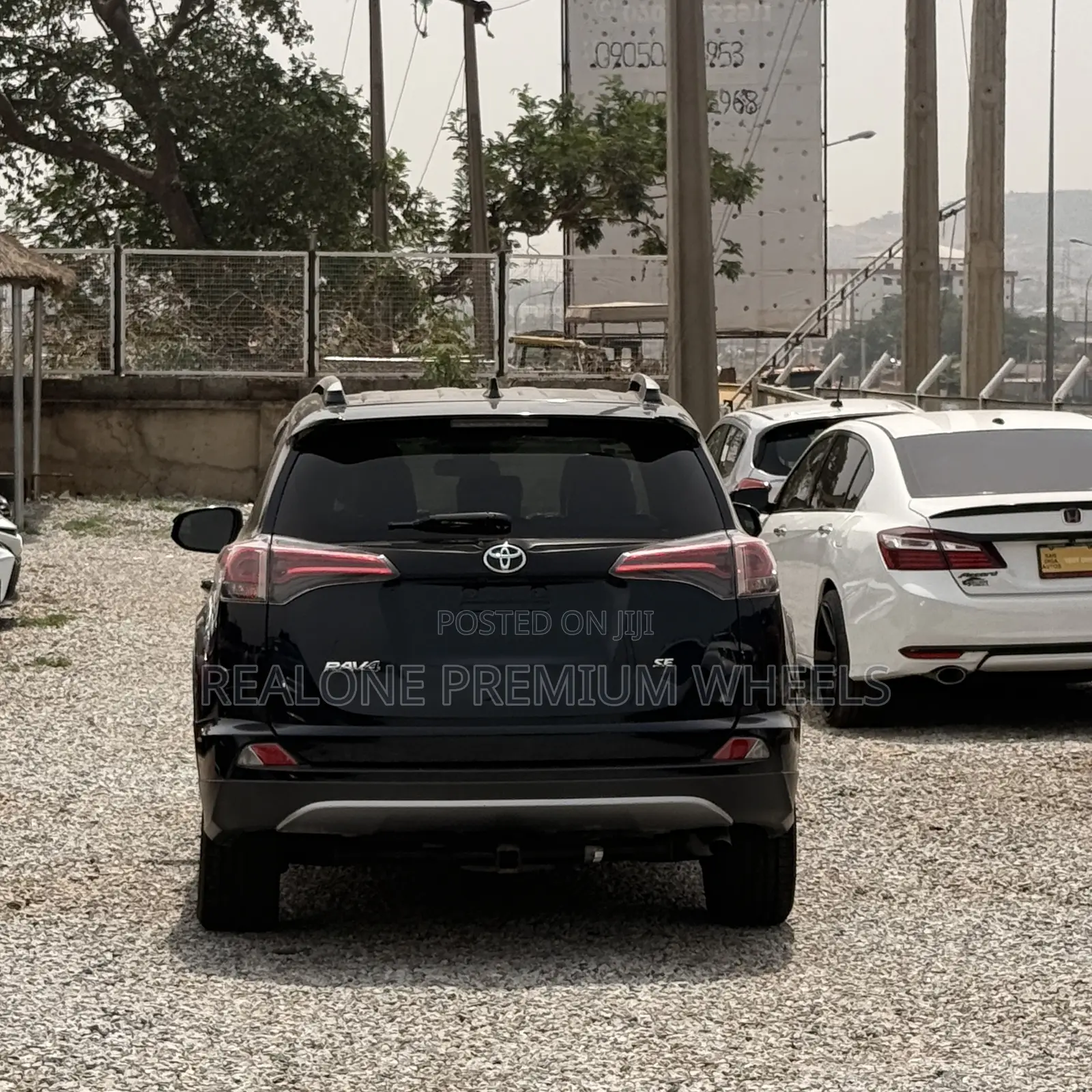 Toyota RAV4 SE AWD (2.5L 4cyl 6A) 2017 Black