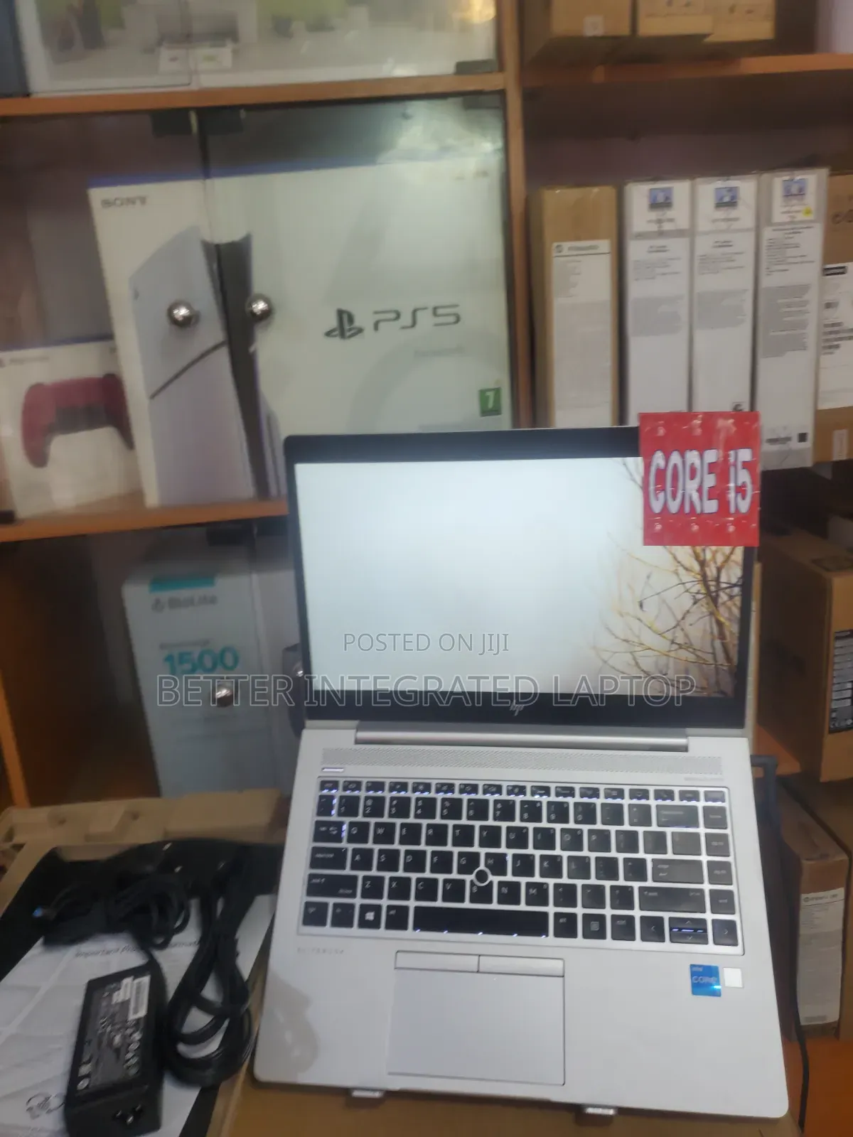 New Laptop HP EliteBook 820 G4 12GB Intel Core 5 SSD 512GB