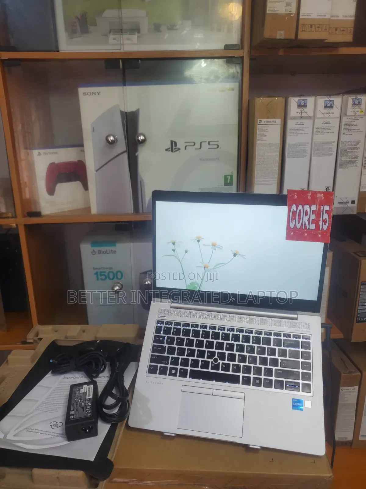 New Laptop HP EliteBook 820 G4 12GB Intel Core 5 SSD 512GB