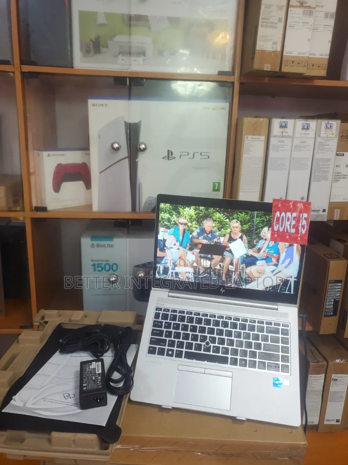 New Laptop HP EliteBook 820 G4 8GB Intel Core 5 SSD 1T