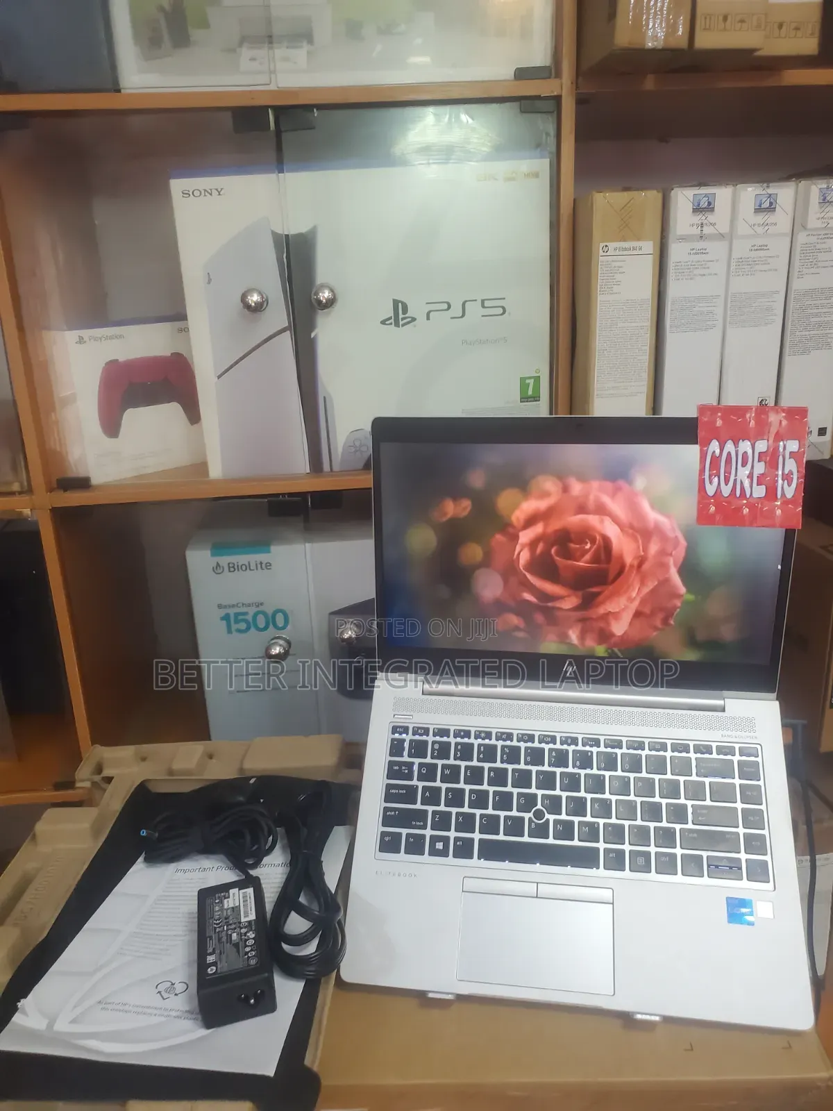 New Laptop HP EliteBook 820 G4 8GB Intel Core 5 SSD 1T