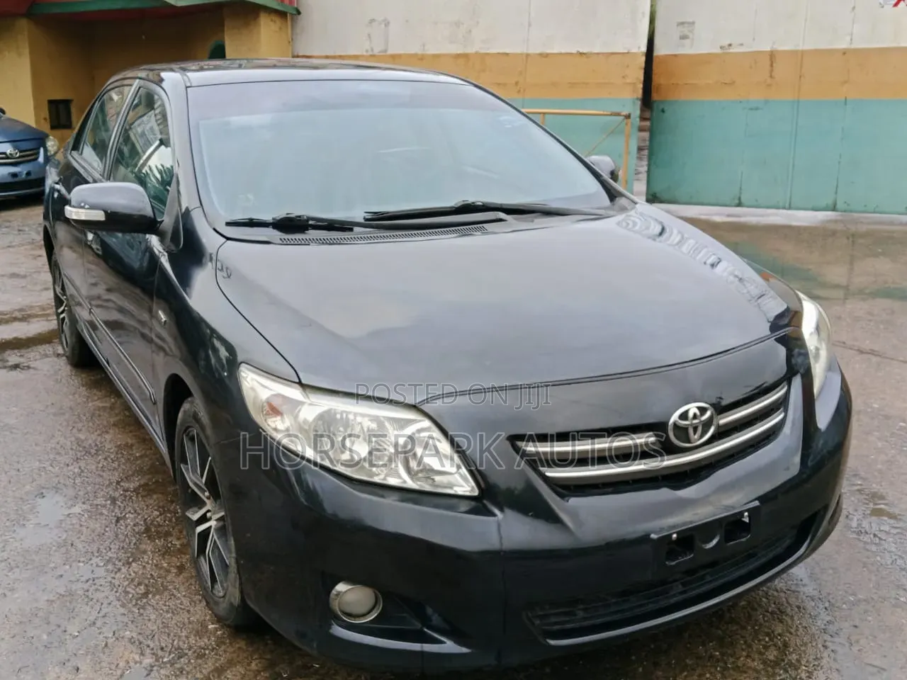 Toyota Corolla 2010 Black