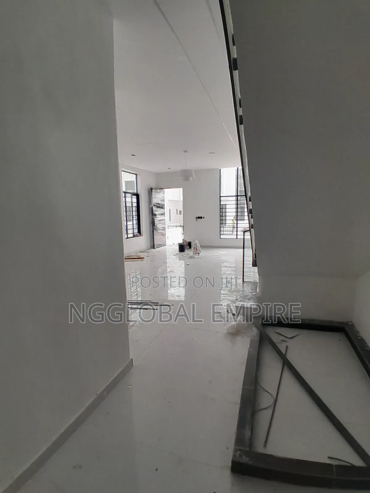 5bdrm Duplex in Sunshine Estate, Sangotedo for sale
