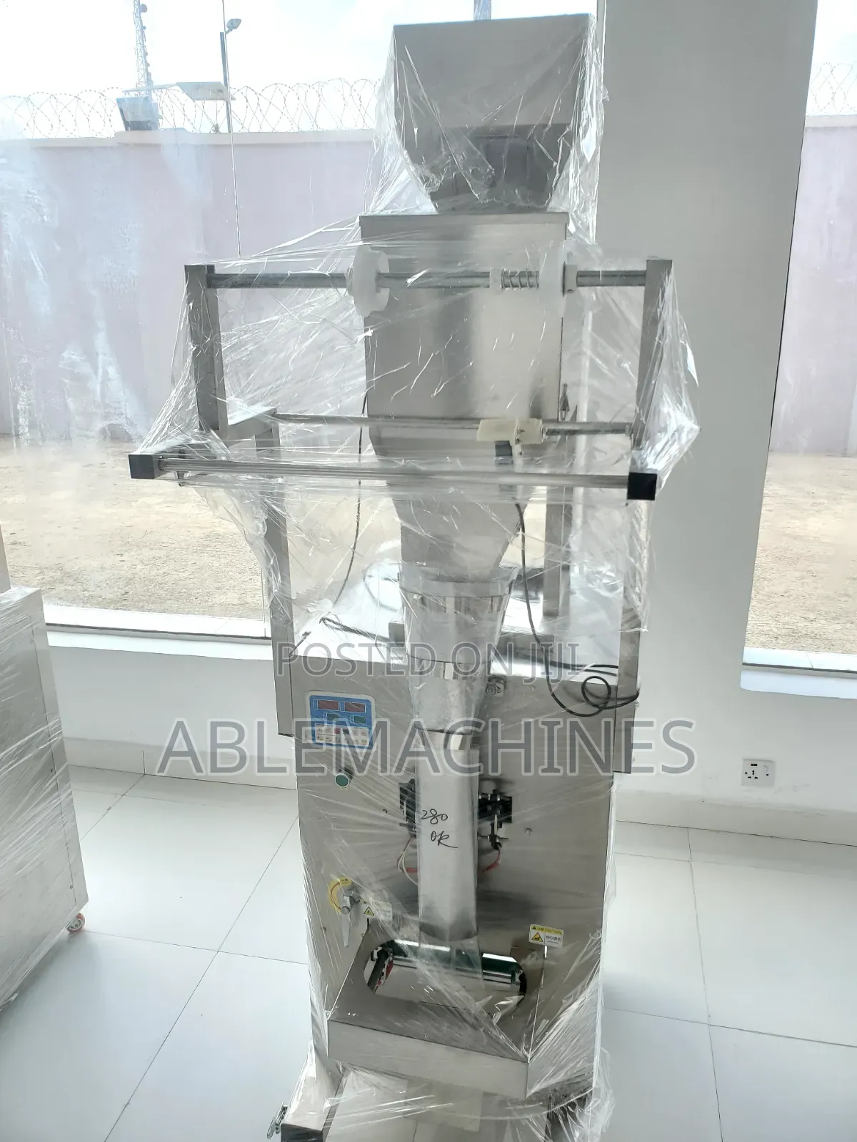 Powder and Granule Packaging Machine FZL 1000