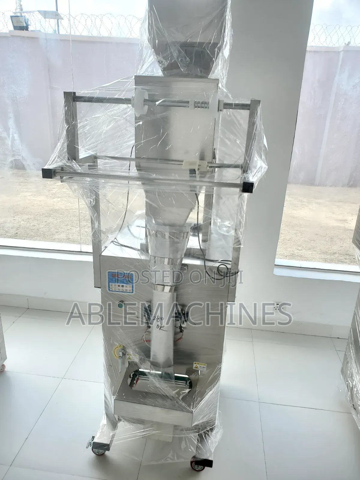 Powder and Granule Packaging Machine FZL 1000