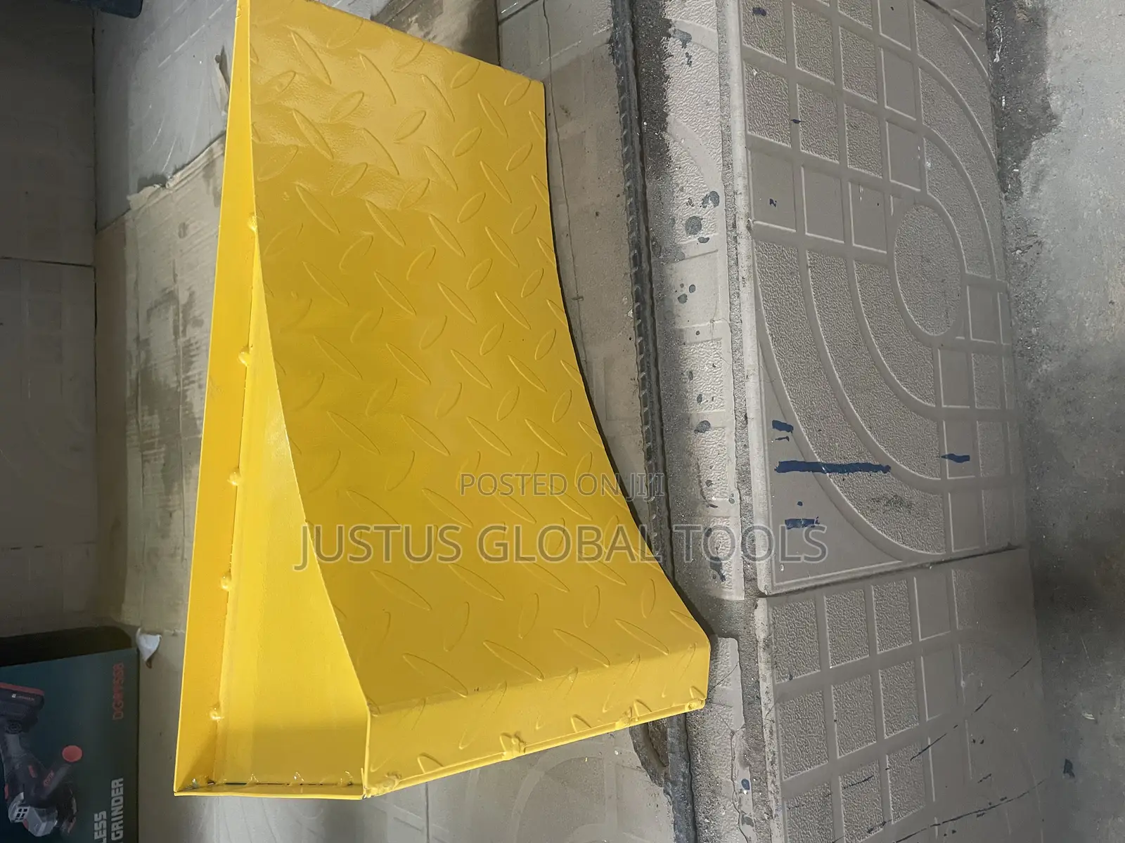 Original Iron Truck Wedge