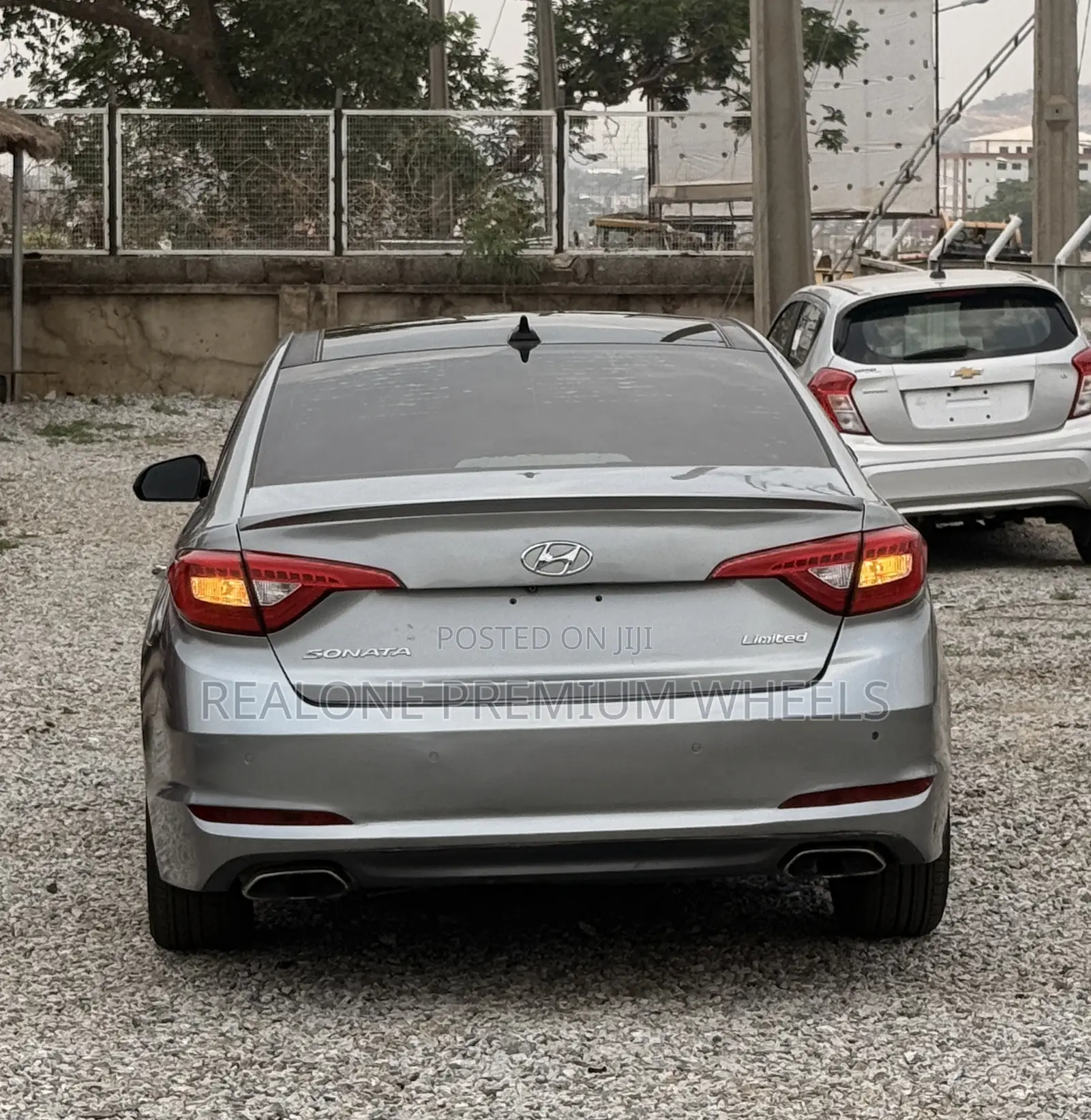 Hyundai Sonata Limited 2.0T Seban (2.0L 4cyl 6A) 2016 Silver