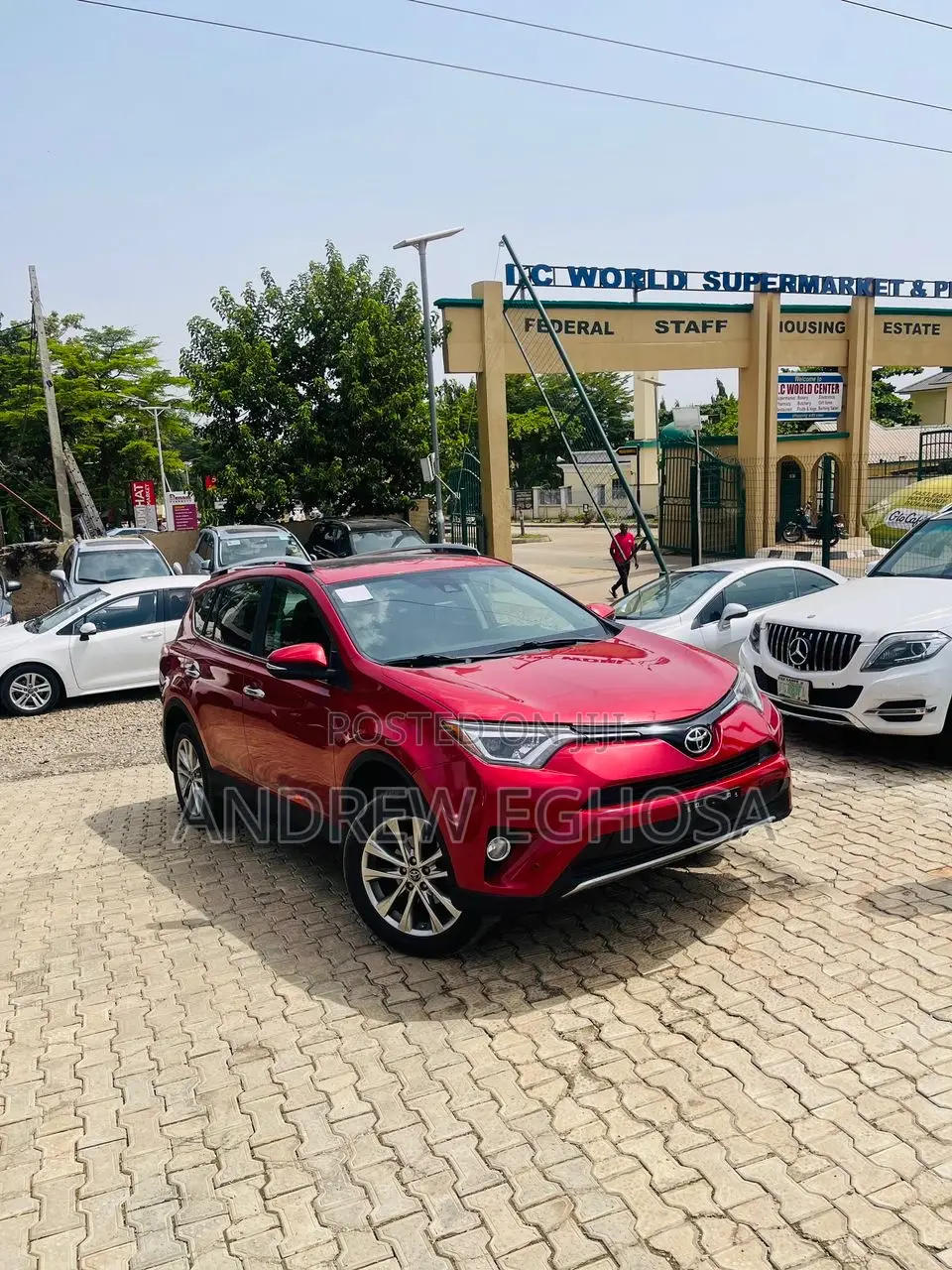 Toyota RAV4 2016 Red
