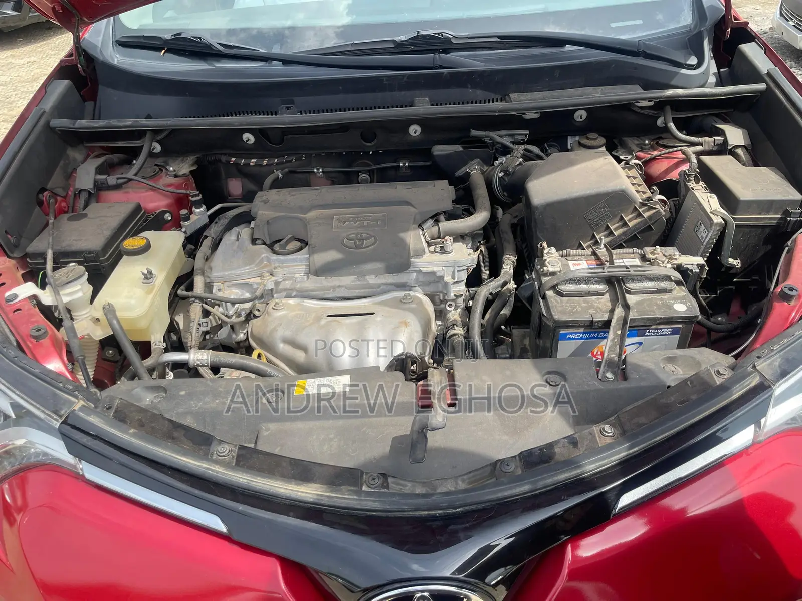 Toyota RAV4 2016 Red