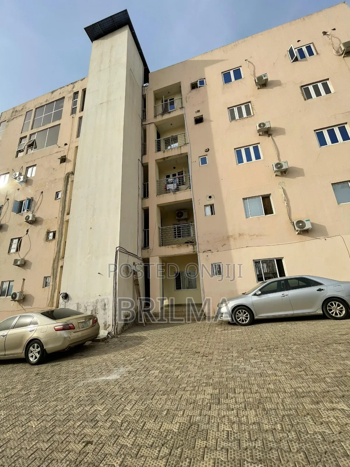 3bdrm Block of Flats in Katampe (Main) for sale