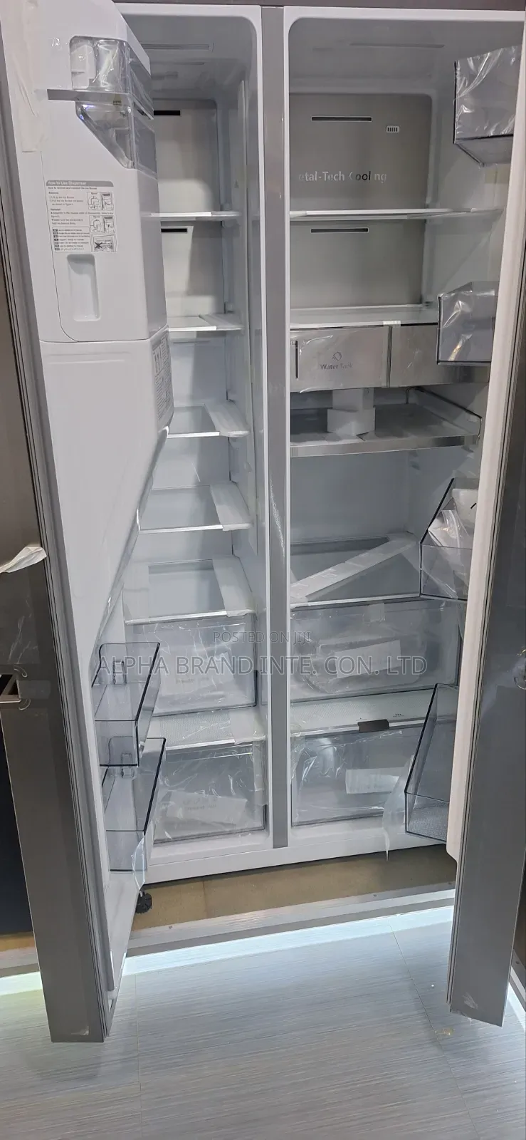 Hisense Ref 82ws(601lt) With Dispenser and Ice Maker
