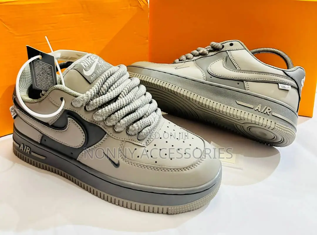 Smart Nike Sneakers – Casual Footwear Size 41–46