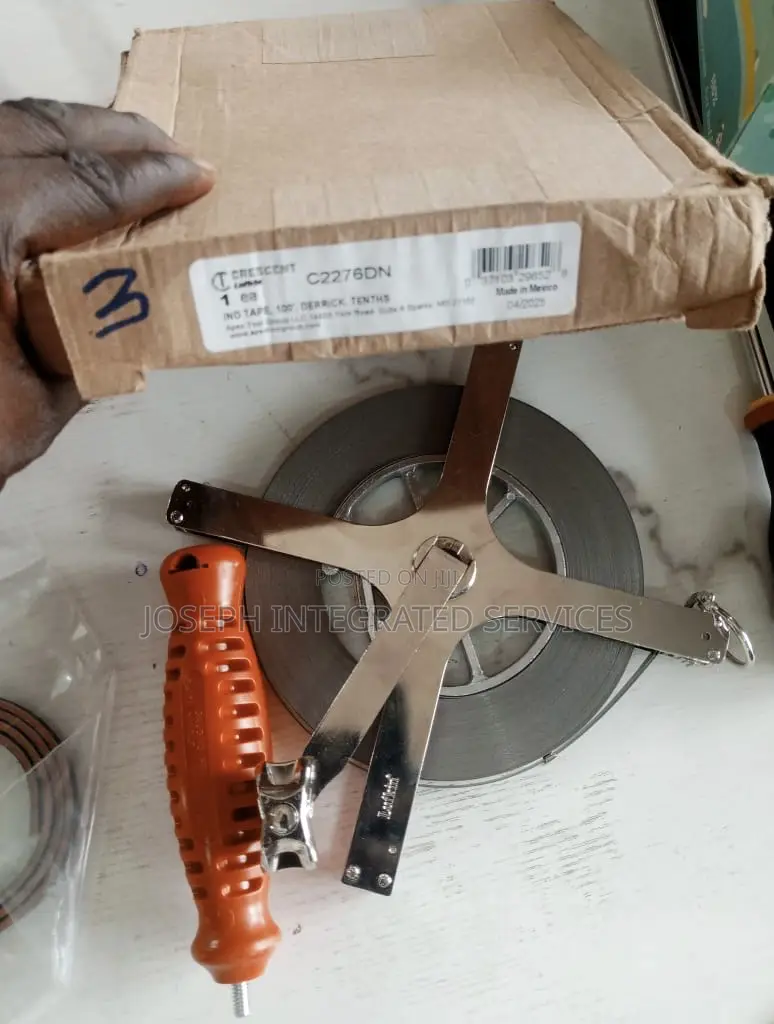Crescent Lufkin C2276dn 100 Ft X 1/4 In. Derrick Tape Measure