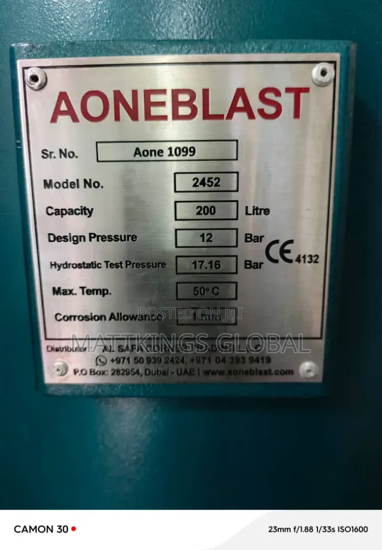 Sandblasting Machine With Accessories