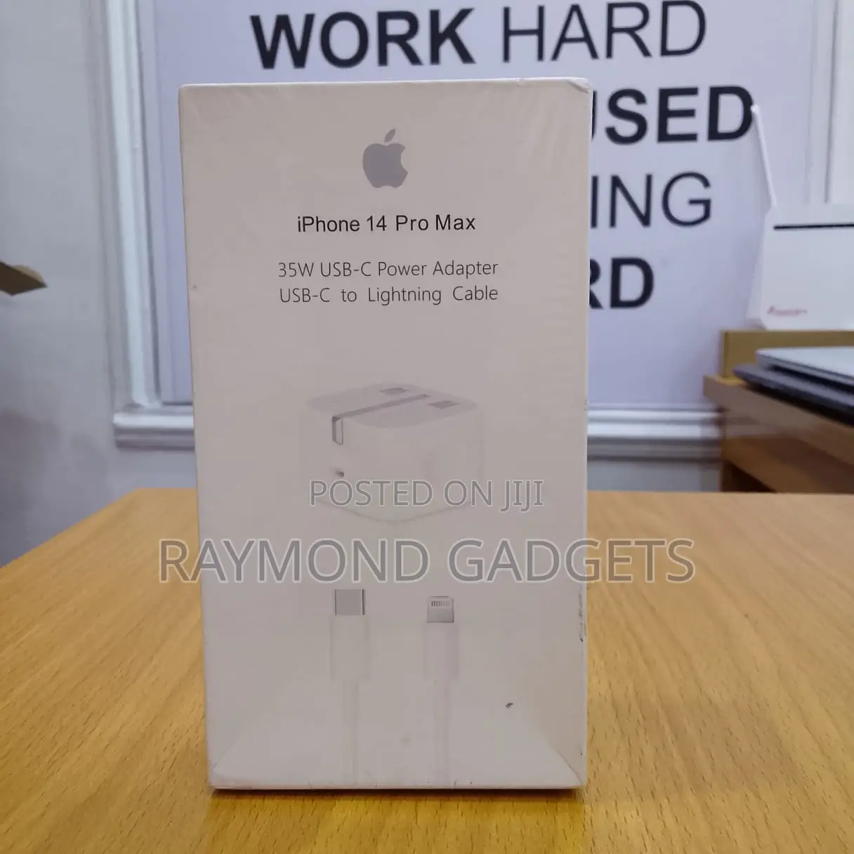 iPhone 14 Pro Max 35w Fast Charger + Usb-C to Lightning Cable