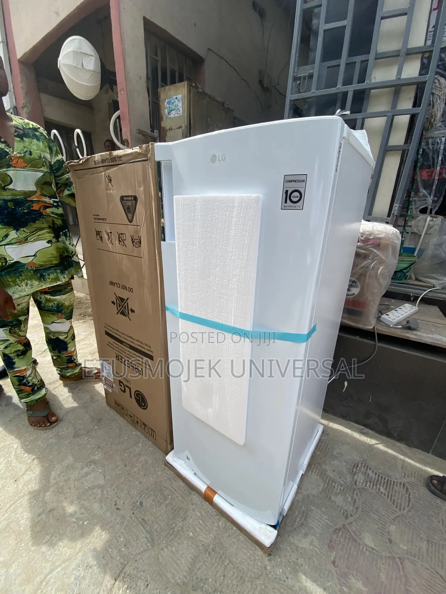 Lg Upright Freezer /Icemaker